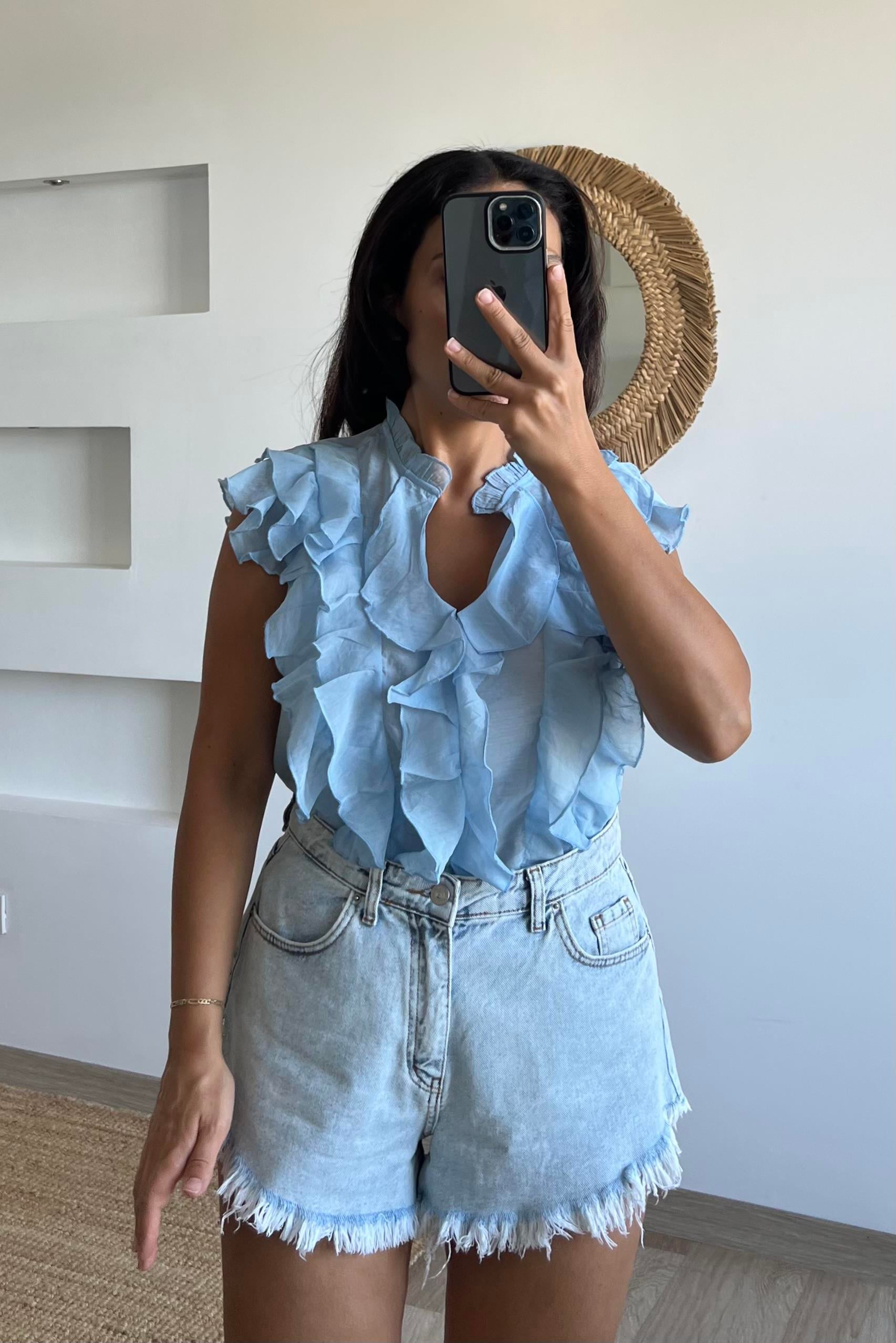 Mavi Volanlı Bluz uygun fiyatlarda www.butikhola.com adresinde