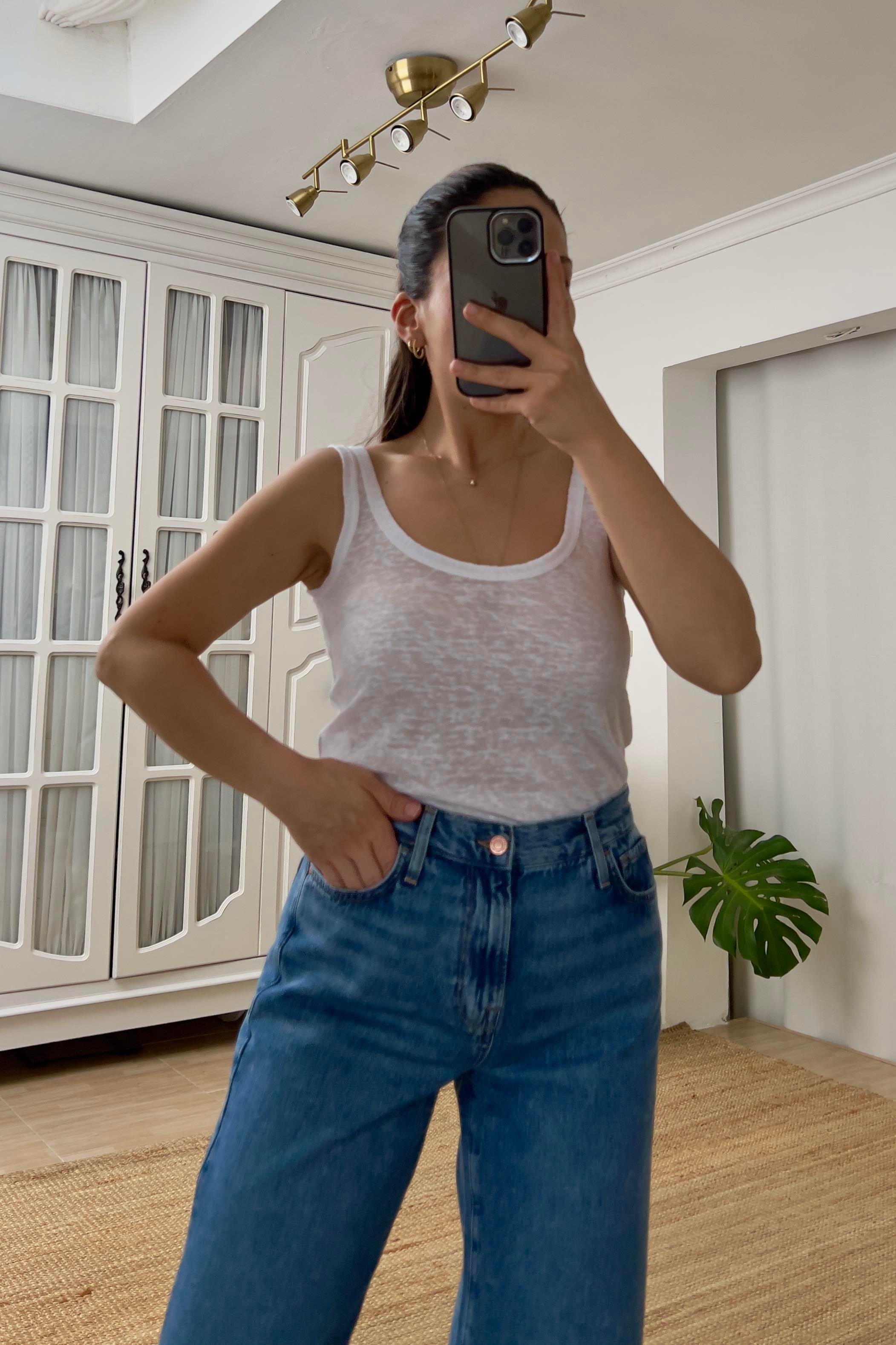 MD Beyaz Kolsuz Keten Tshirt uygun fiyatlarda www.butikhola.com adresinde