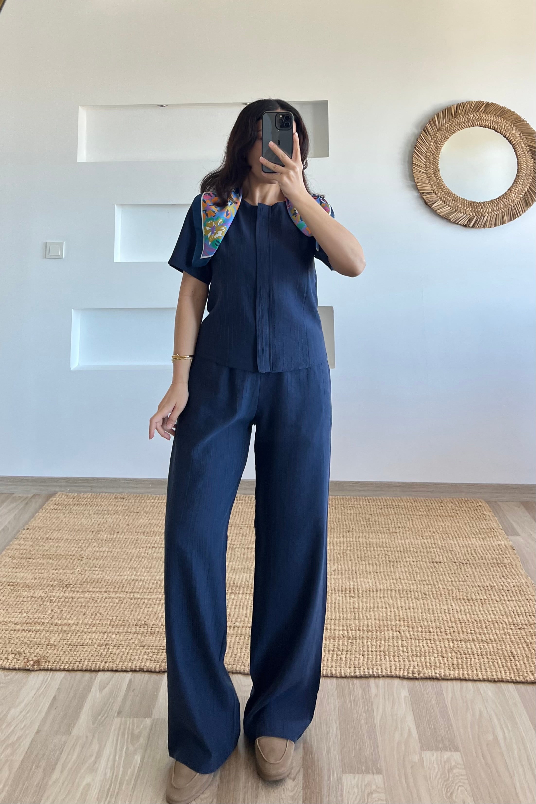 Md Lacivert Fermuarlı Bluz Pantolon Takım uygun fiyatlarda www.butikhola.com adresinde