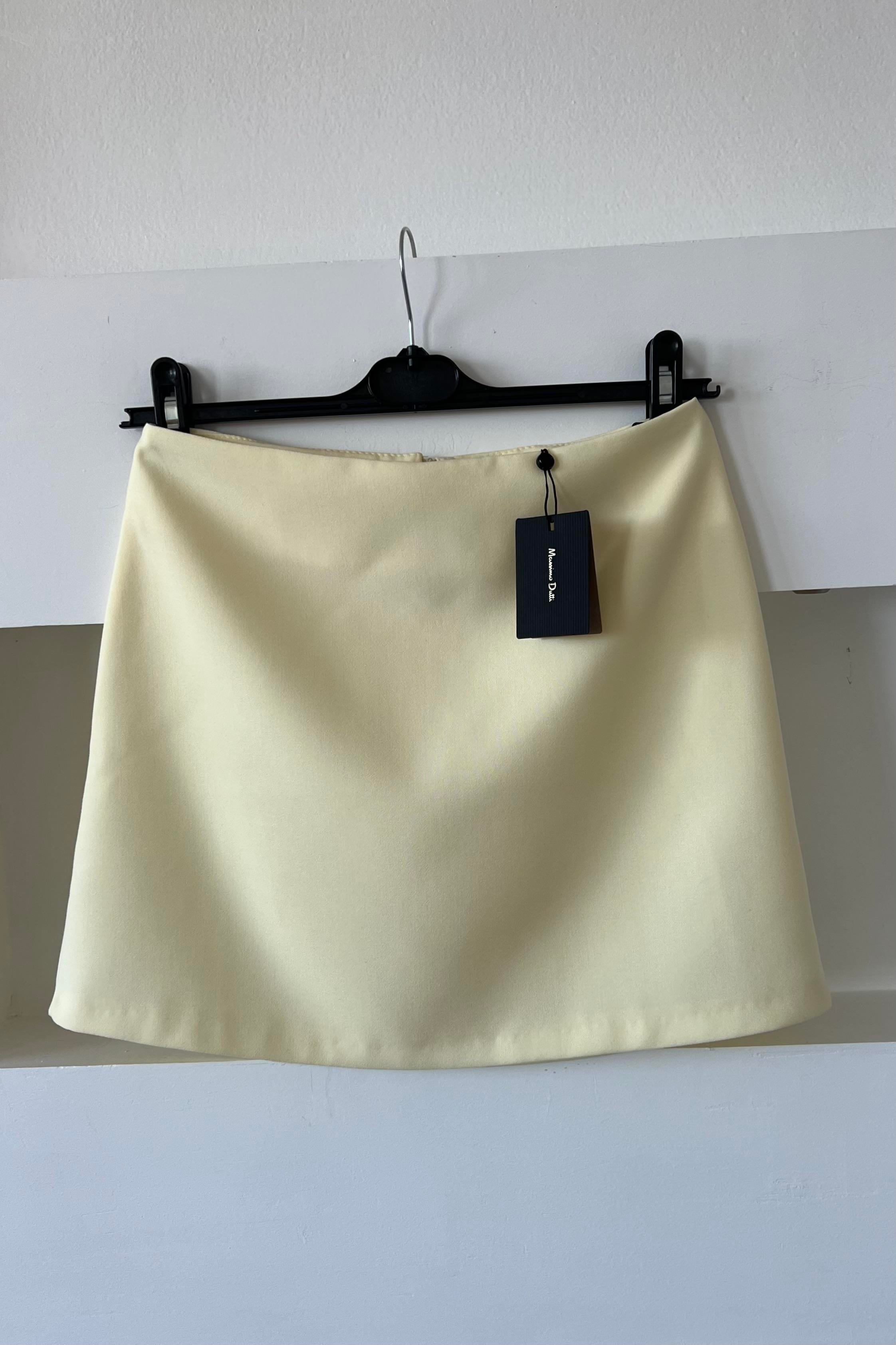 MD Sarı Mini Etek  uygun fiyatlarda www.butikhola.com adresinde