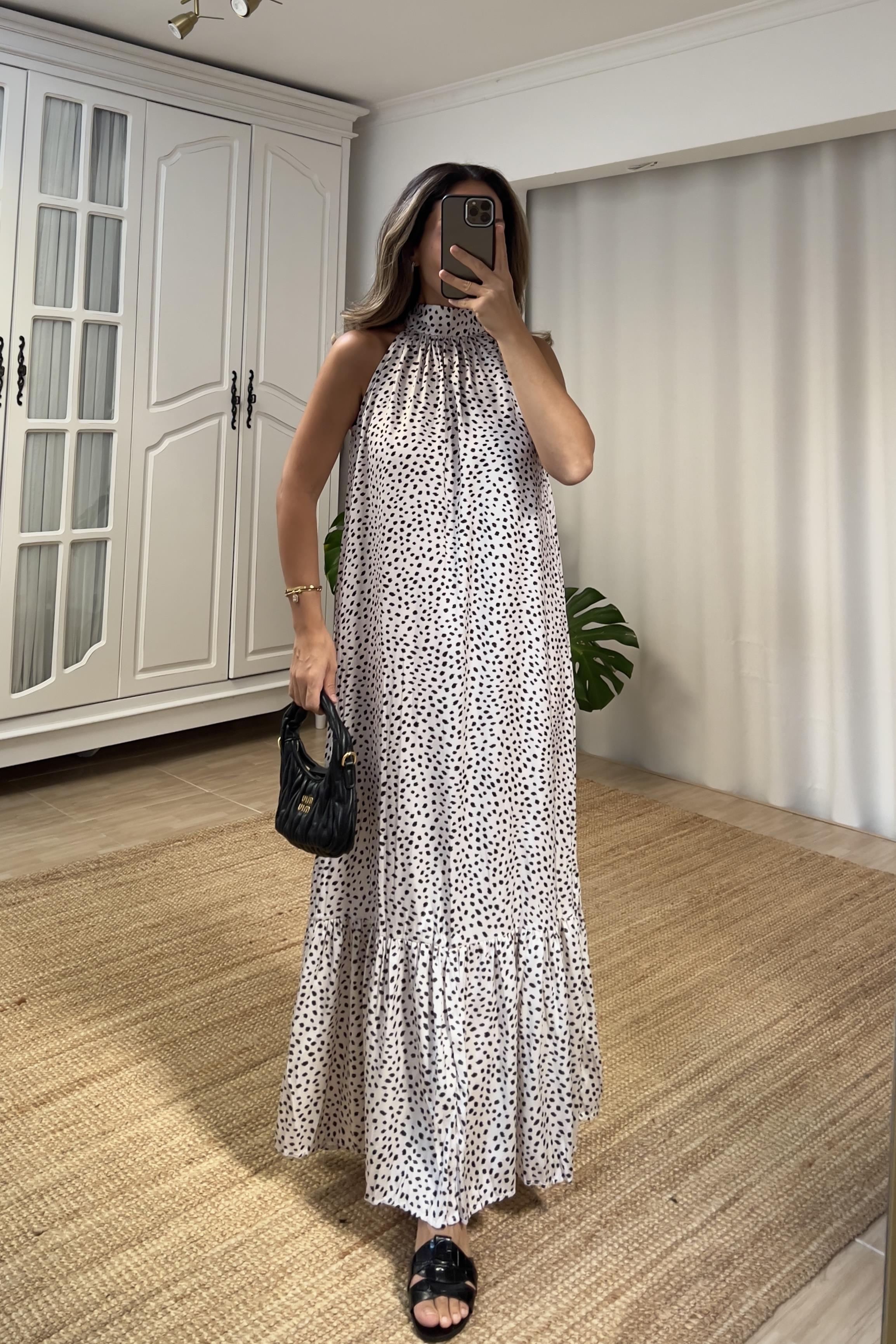 Mini Puanlı Boyundan Bağlamalı Uzun Saten Elbise uygun fiyatlarda www.butikhola.com adresinde