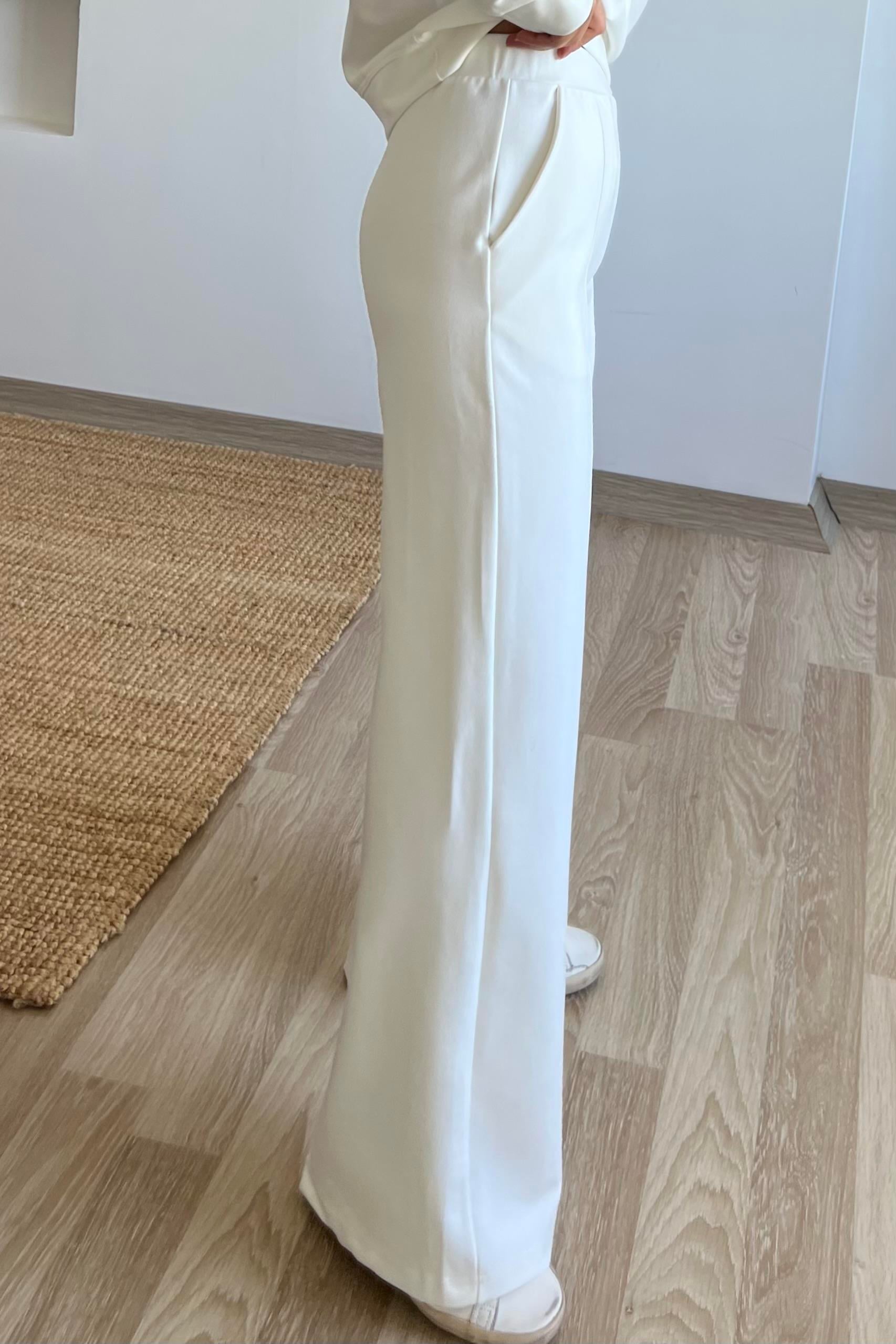 Nw Beyaz Premium Basic Takım uygun fiyatlarda www.butikhola.com adresinde