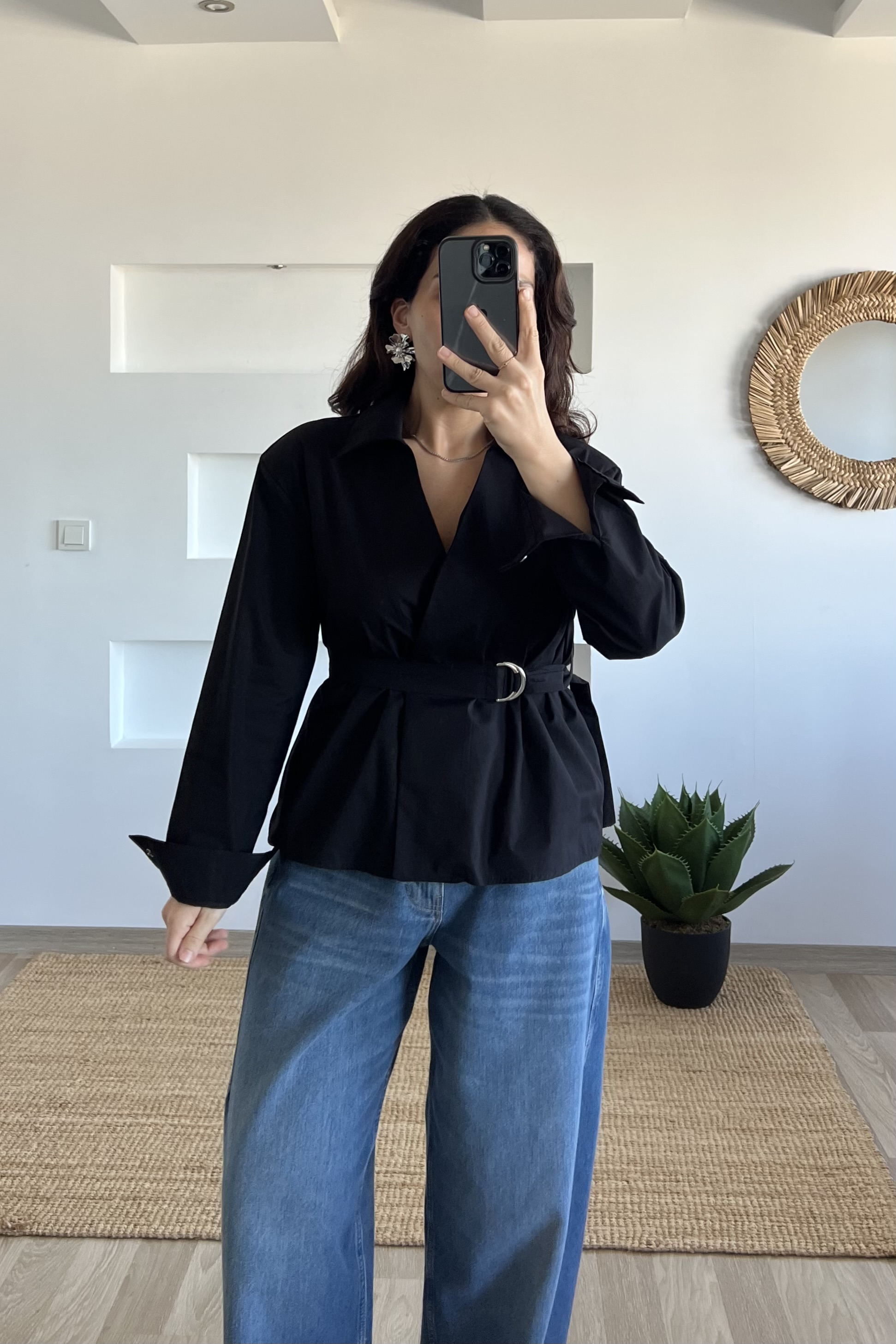 NW Siyah Kemerli Vatkalı Gömlek uygun fiyatlarda www.butikhola.com adresinde