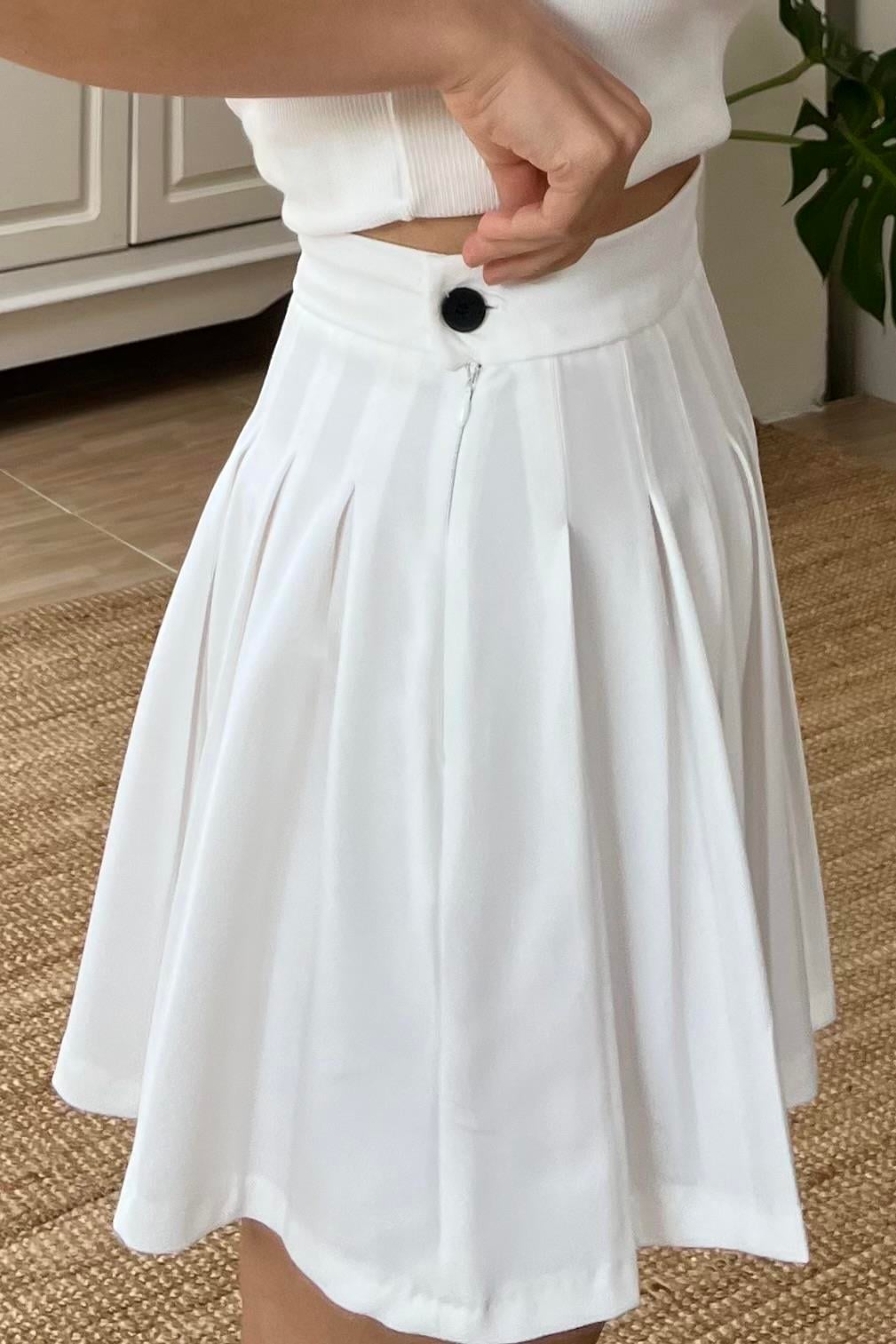 Orj Marka Beyaz Pileli Mini Etek uygun fiyatlarda www.butikhola.com adresinde