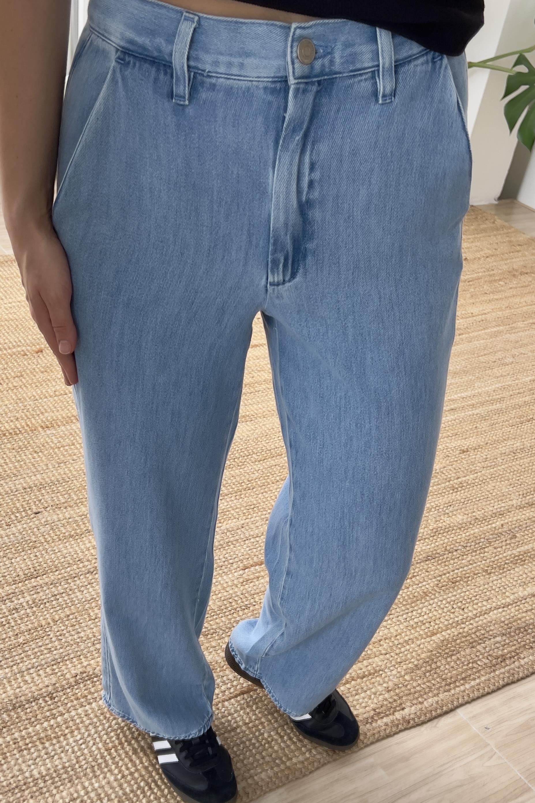 Orj. Marka Yumuşak Dokulu Cep Detaylı Jean uygun fiyatlarda www.butikhola.com adresinde