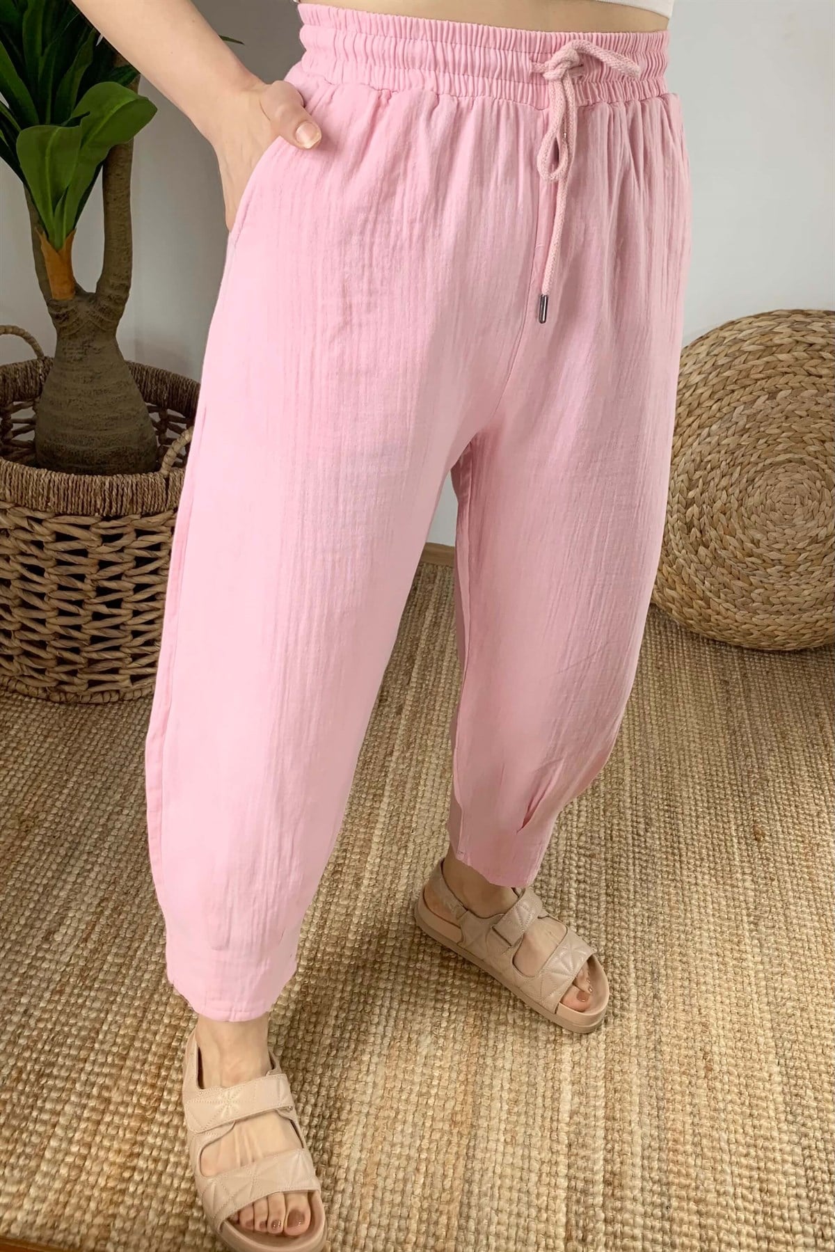 Pembe Beli Lastikli Keten Pantolon