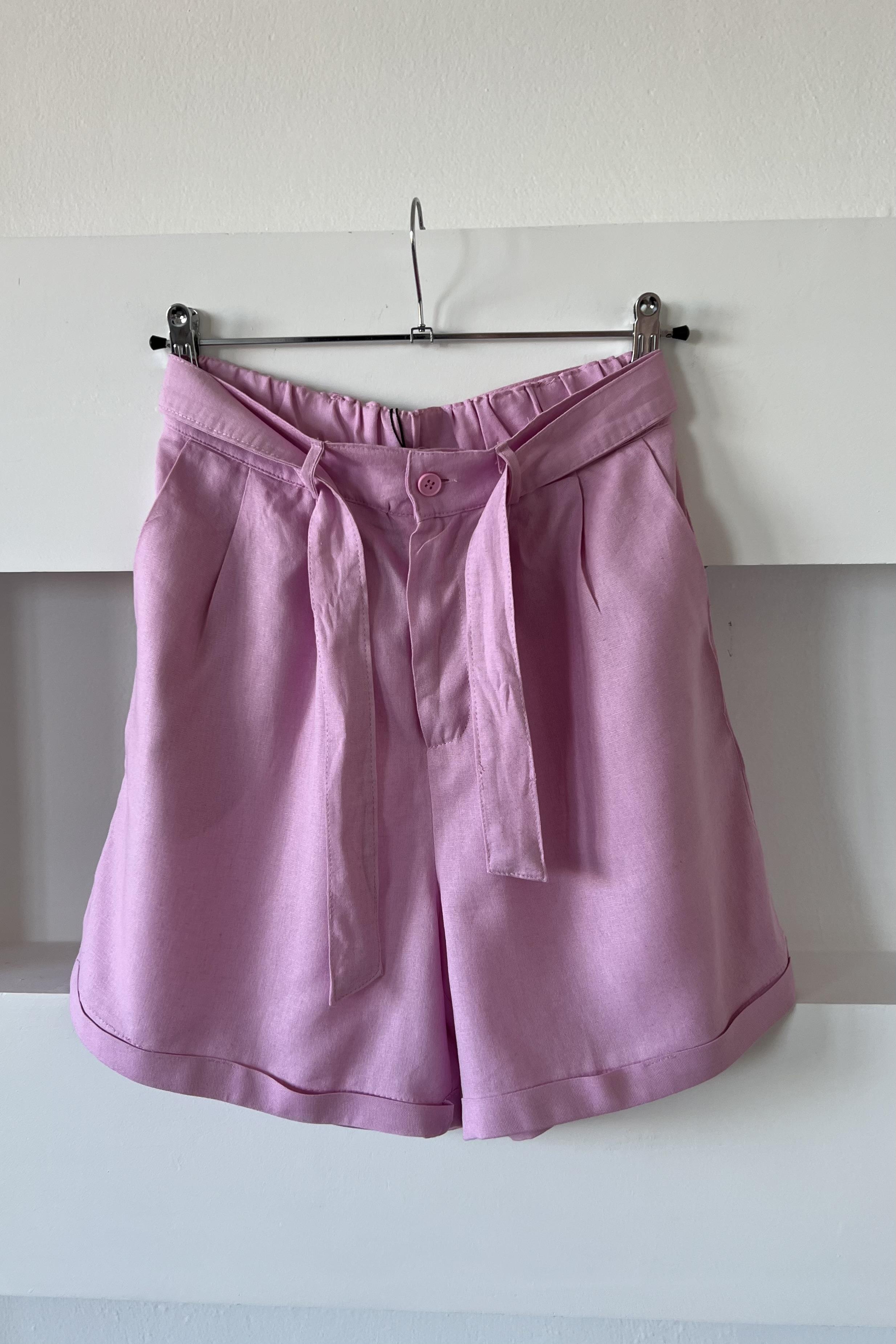 Pembe Şehir Boy Ham Keten Şort uygun fiyatlarda www.butikhola.com adresinde