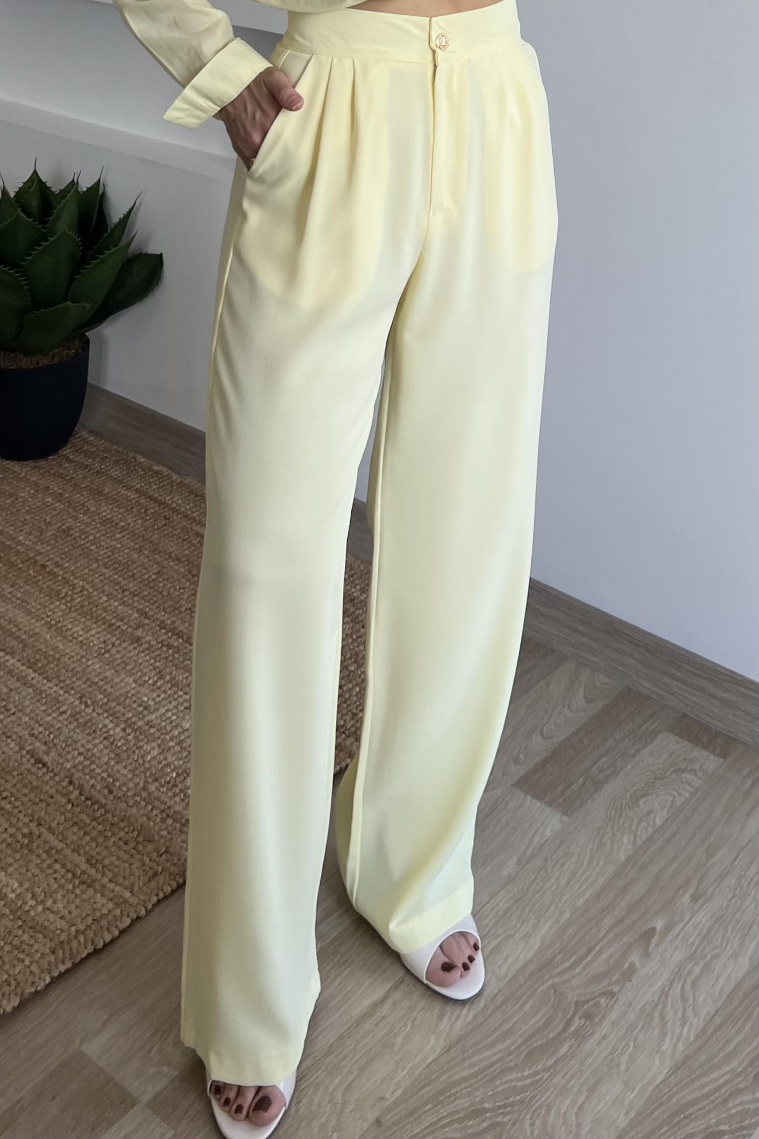 Sarı Gold Düğmeli Pantolon uygun fiyatlarda www.butikhola.com adresinde