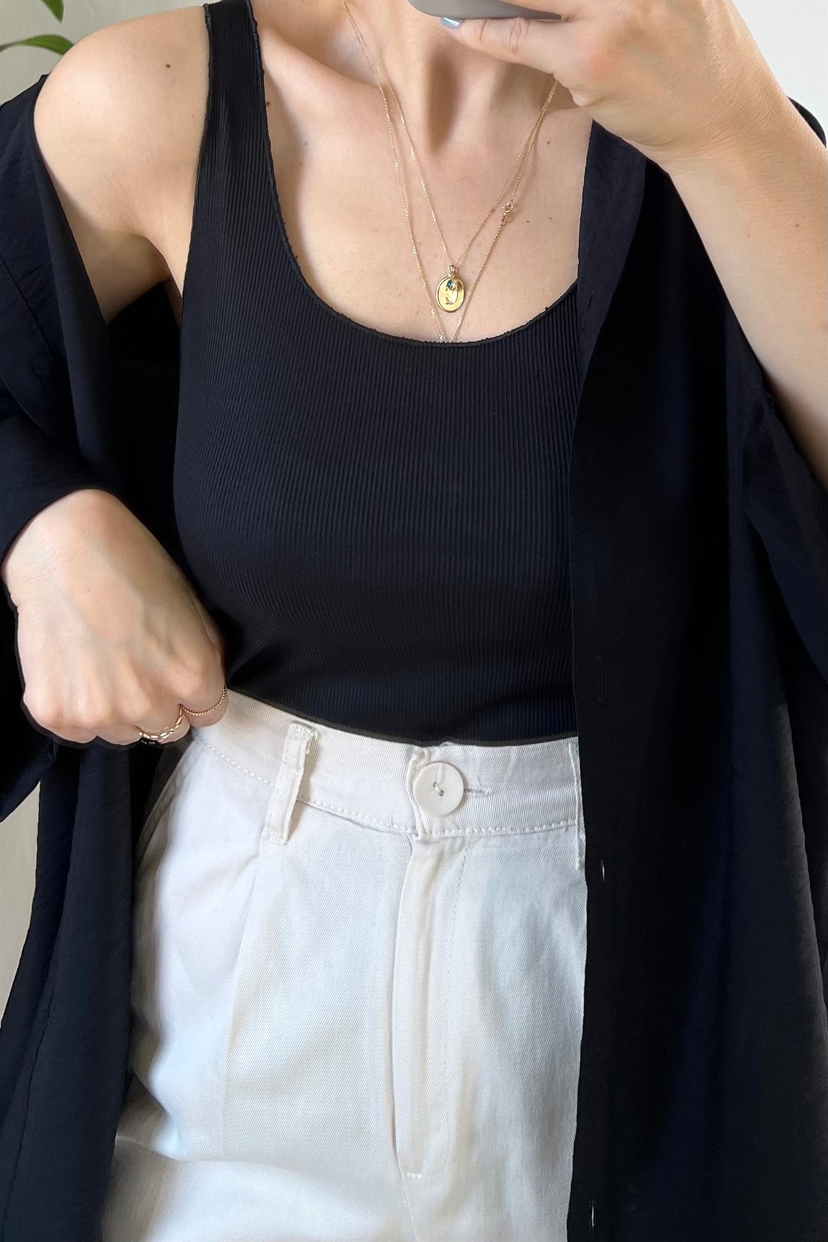 Siyah Askılı Fitilli Tshirt uygun fiyatlarda www.butikhola.com adresinde