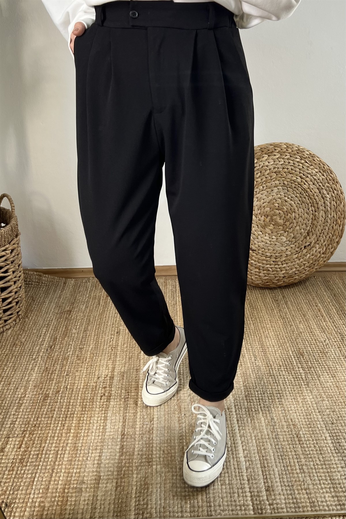 Siyah Beli Lastikli Duble Paça Pantolon uygun fiyatlarda www.butikhola.com adresinde