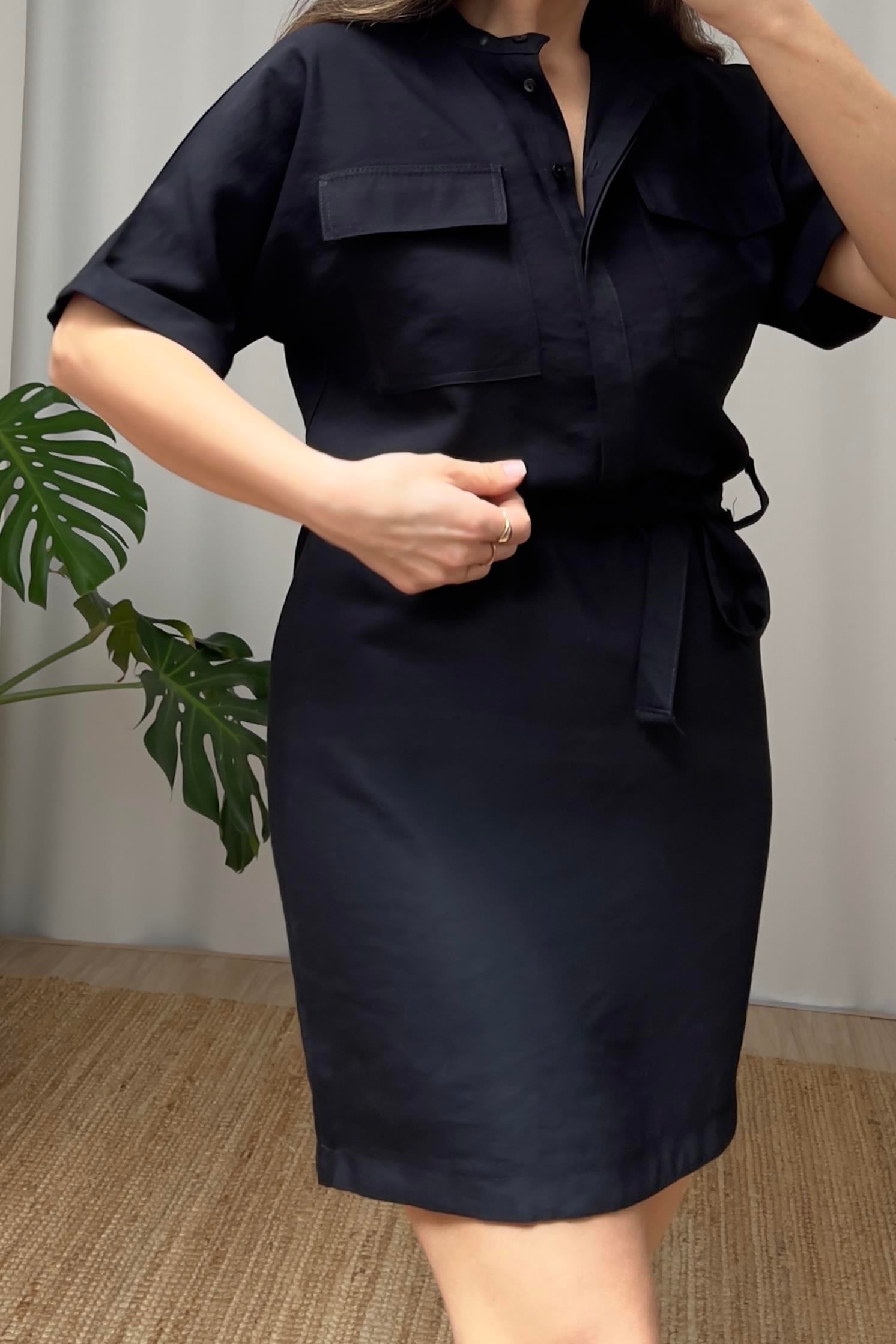 Siyah Cepli ve Kuşaklı Elbise uygun fiyatlarda www.butikhola.com adresinde