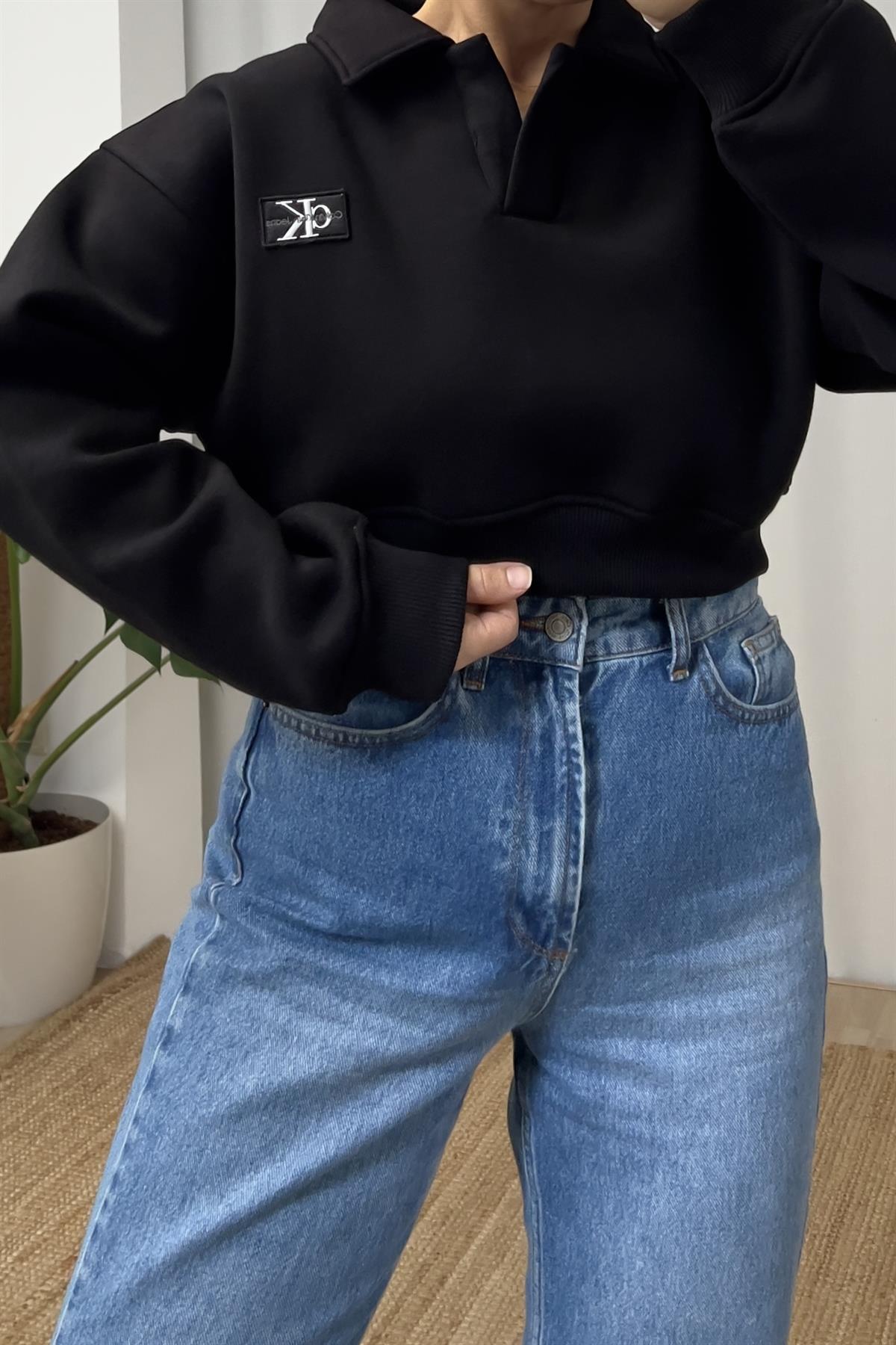 Siyah Ck Polo Yaka Crop Sweatshirt uygun fiyatlarda www.butikhola.com adresinde