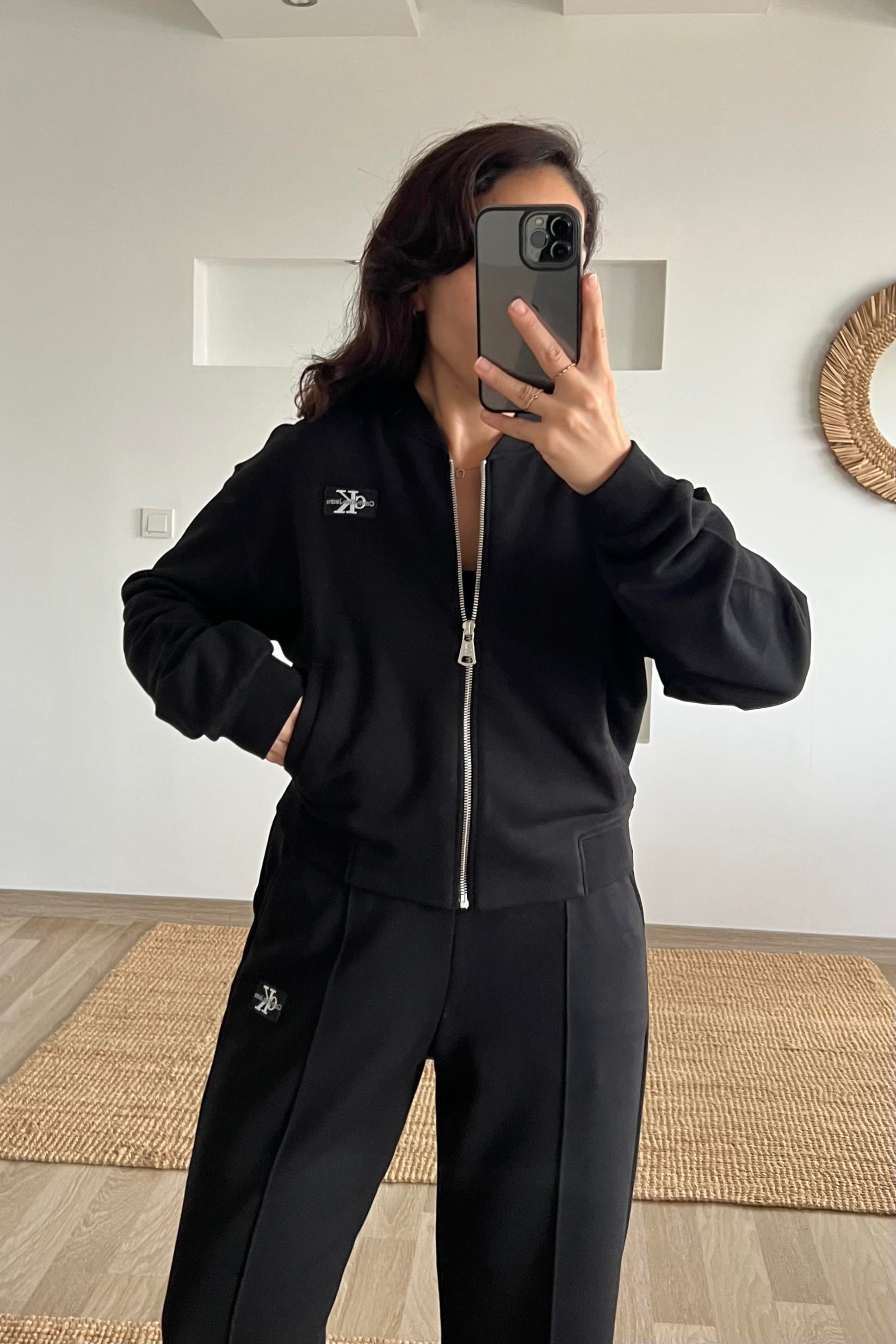 Siyah Fermuarlı Bomber Sweatshirt uygun fiyatlarda www.butikhola.com adresinde