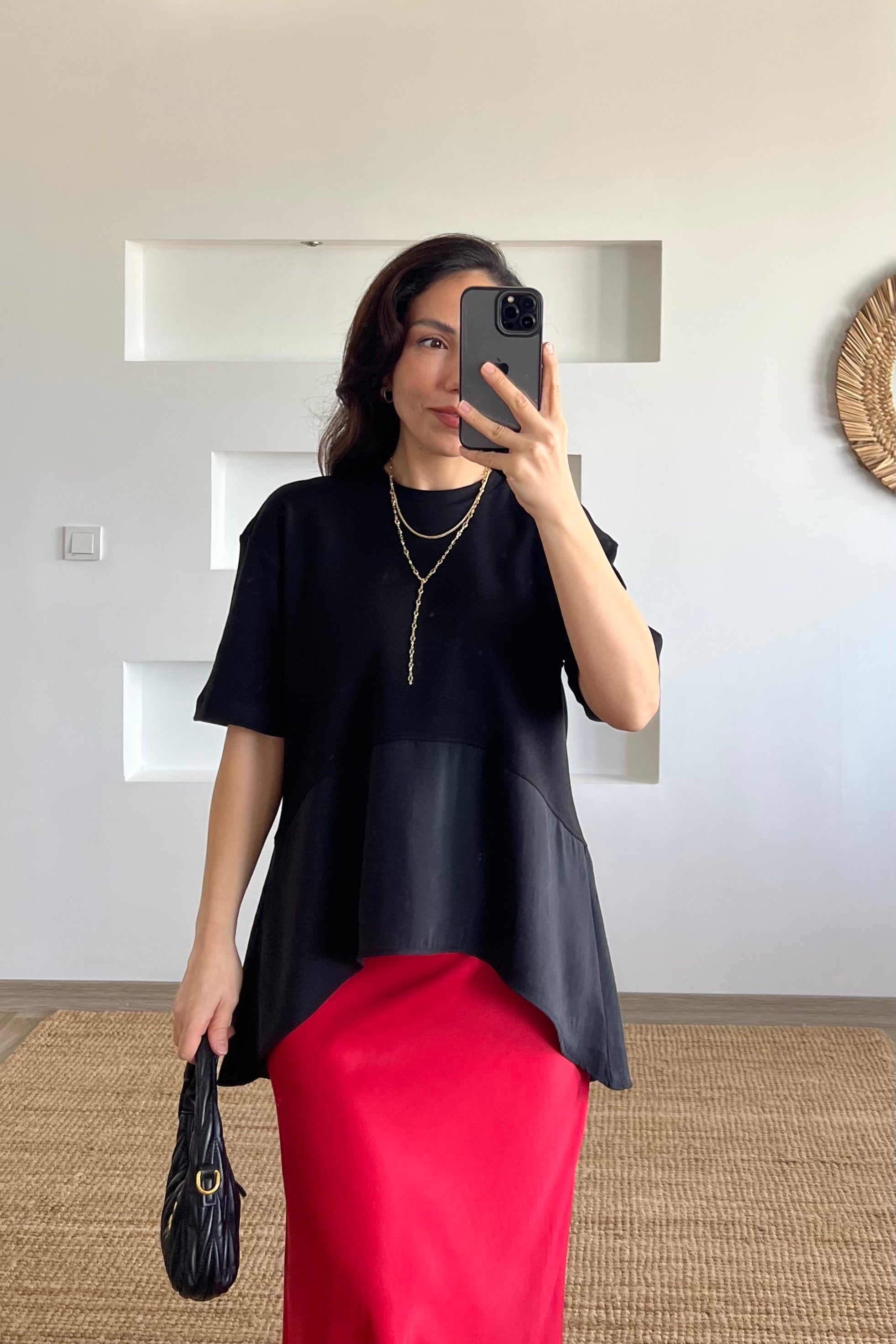 Siyah Garnili Oversize Tshirt uygun fiyatlarda www.butikhola.com adresinde