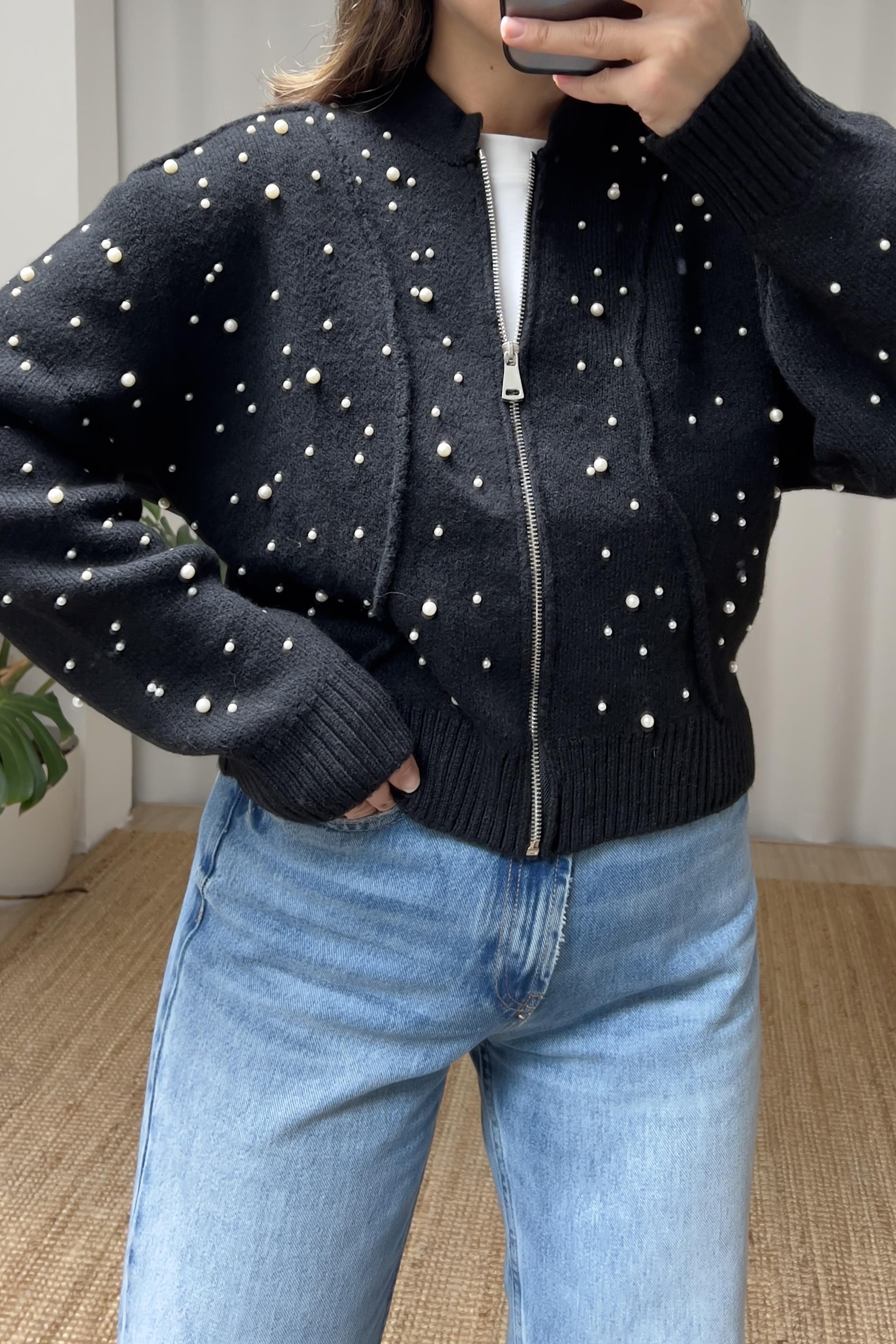 Siyah İnci Detaylı Bomber Hırka uygun fiyatlarda www.butikhola.com adresinde