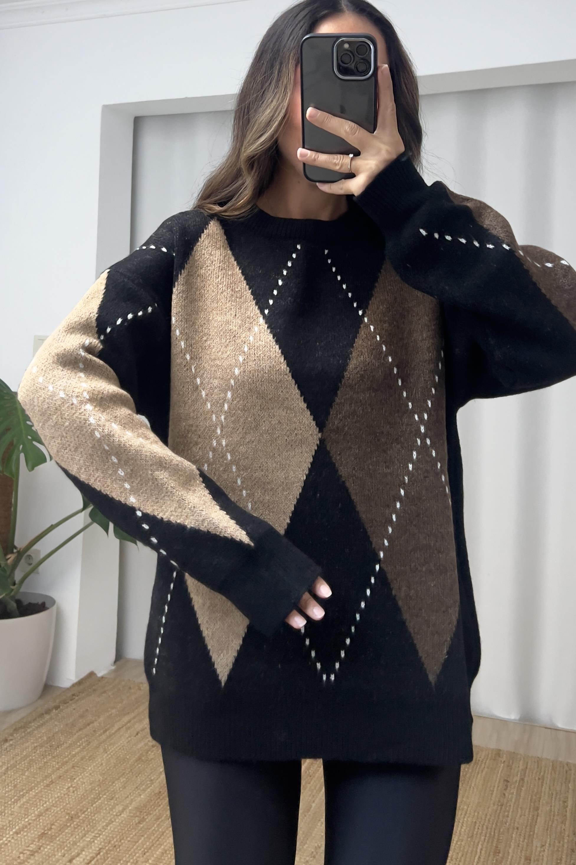 Siyah Kahve Baklava Desenli Kazak uygun fiyatlarda www.butikhola.com adresinde