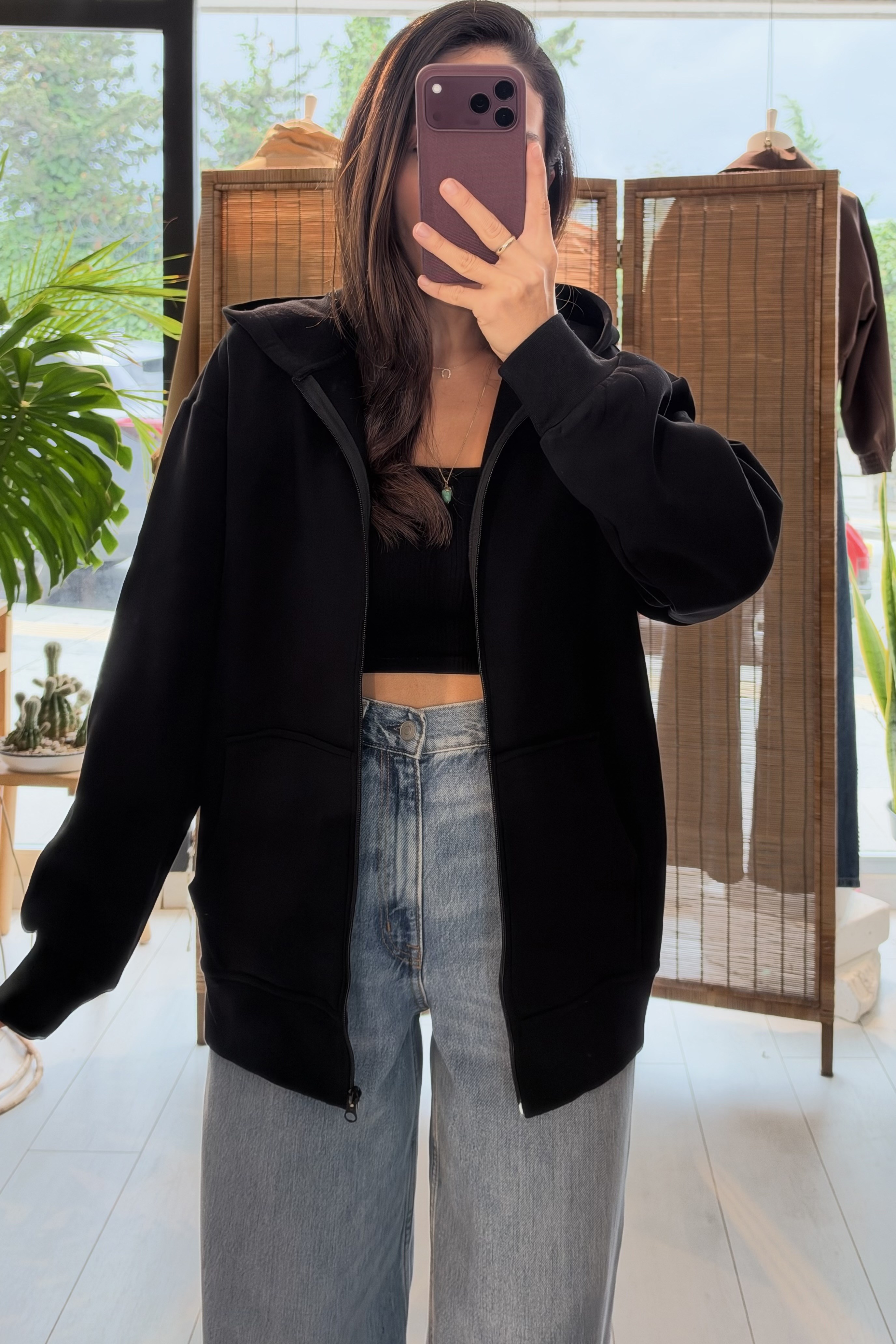 Siyah Kapüşonlu Fermuarlı Sweat Hırka uygun fiyatlarda www.butikhola.com adresinde