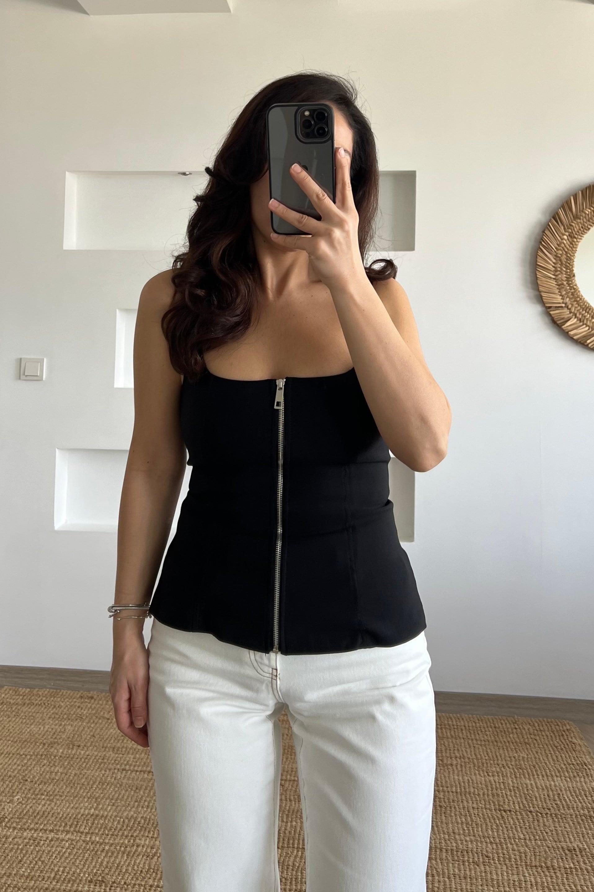 Siyah Kare Yaka Fermuarlı Bluz uygun fiyatlarda www.butikhola.com adresinde