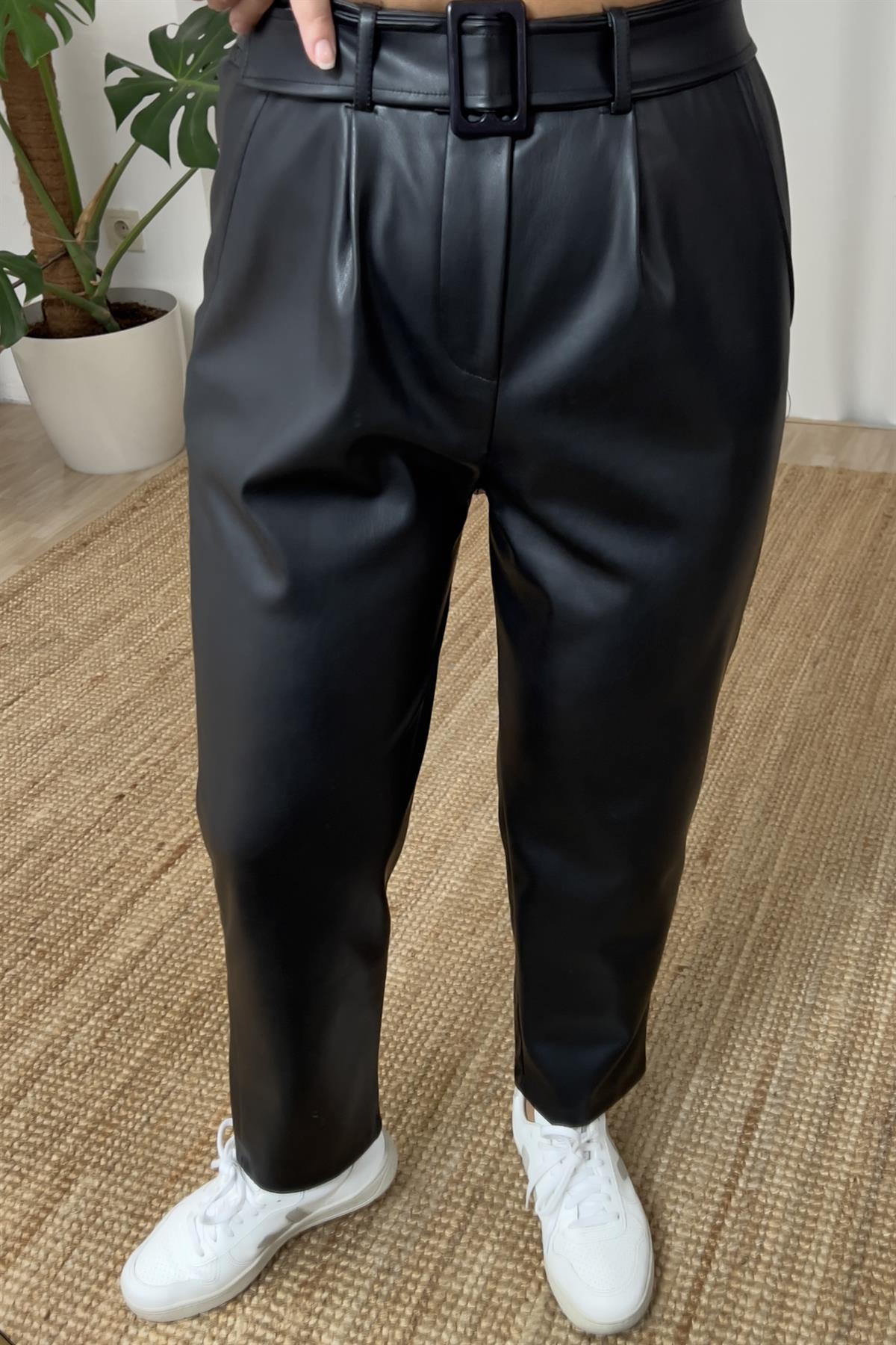 Siyah Kemerli Yüksek Bel Deri Pantolon uygun fiyatlarda www.butikhola.com adresinde