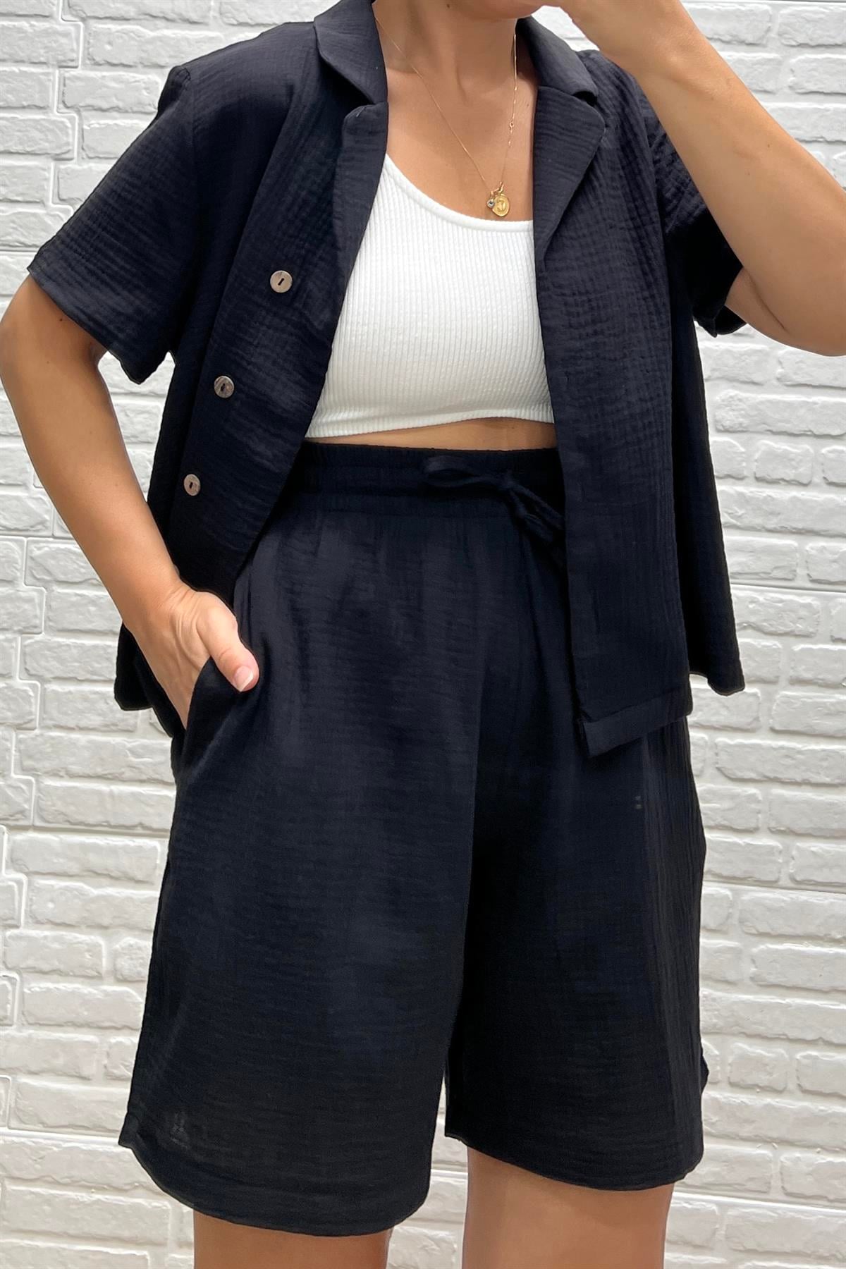 Siyah Müslin Şehir Boy Şort Gömlek Takım uygun fiyatlarda www.butikhola.com adresinde