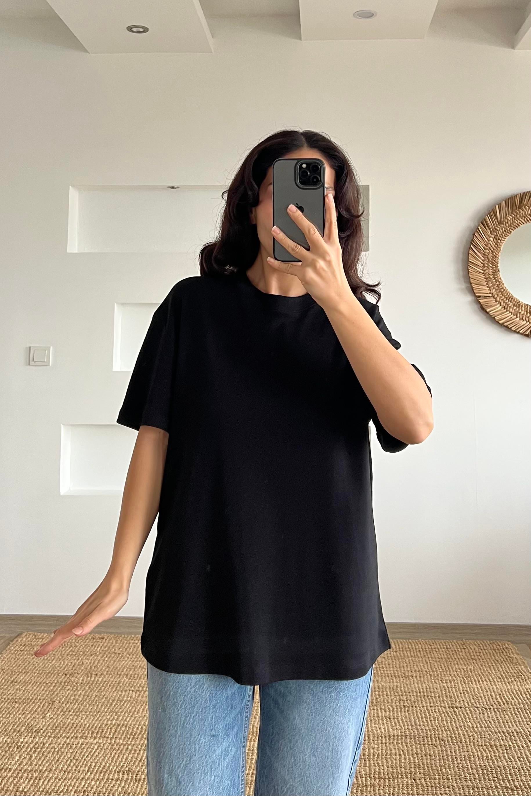 Siyah Organik Pamuklu Oversize Basic Tshirt uygun fiyatlarda www.butikhola.com adresinde