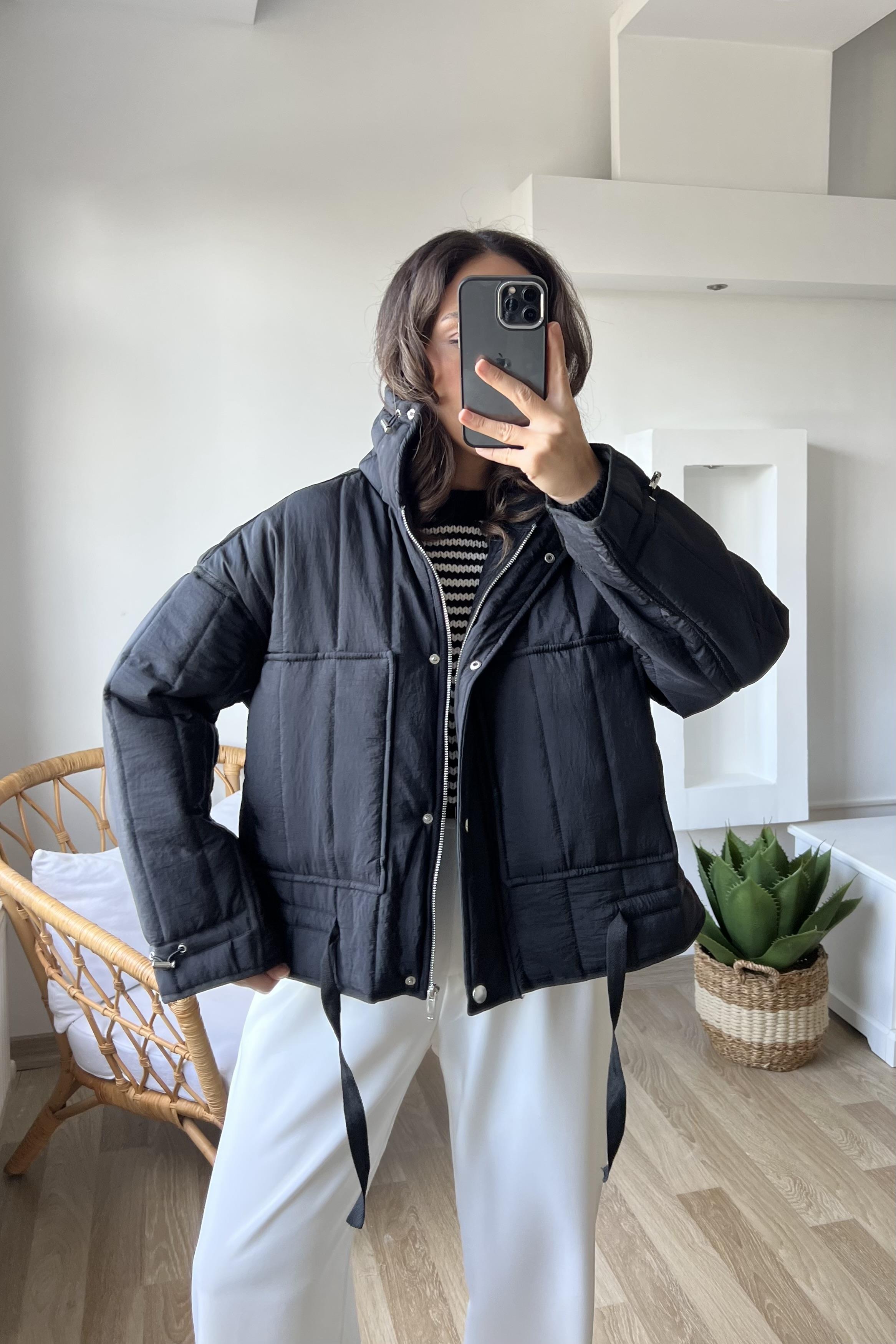Siyah Su Geçirmez Şişme Mont uygun fiyatlarda www.butikhola.com adresinde