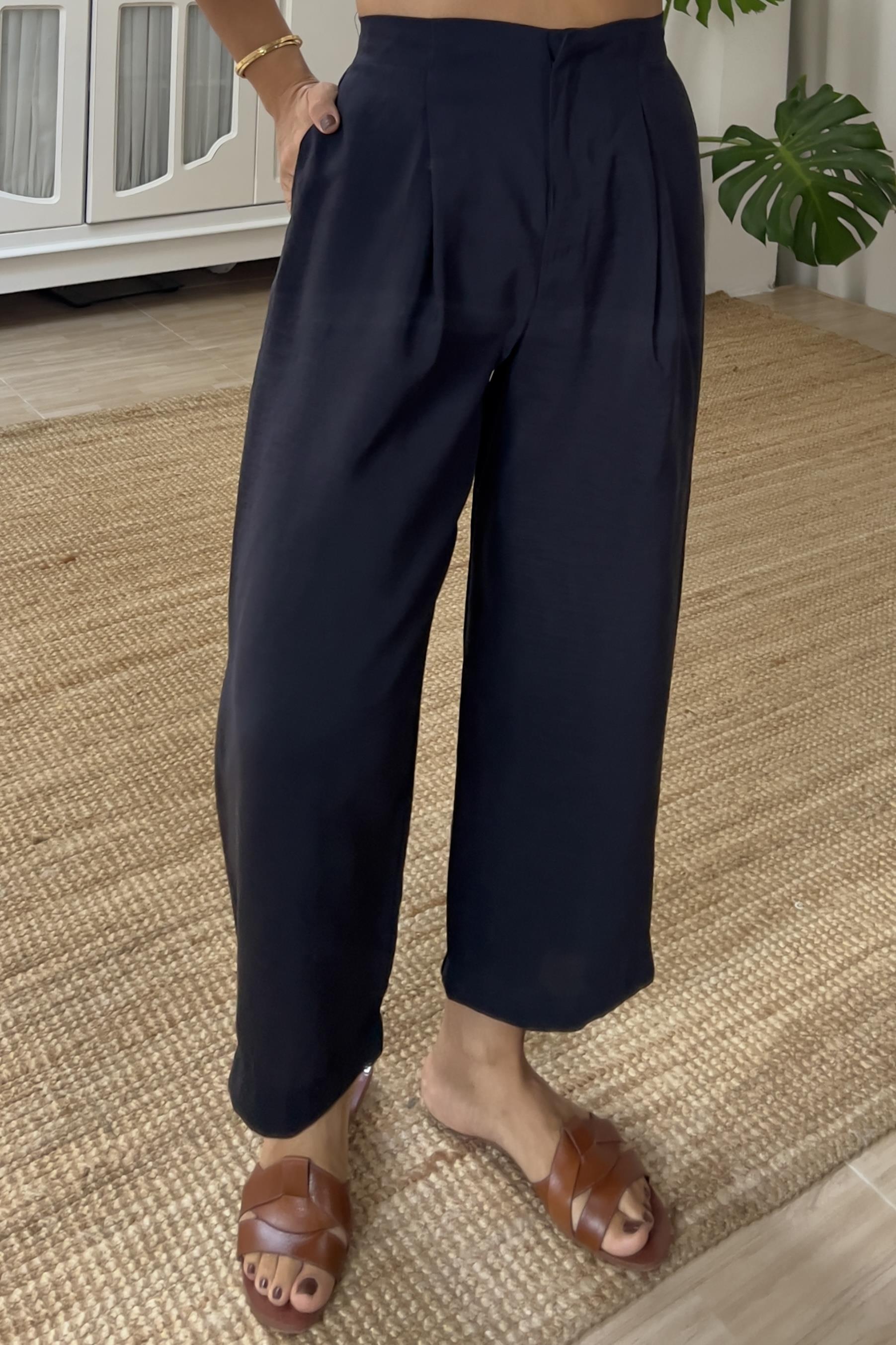 Siyah Yüksek Bel Tensel Pantolon uygun fiyatlarda www.butikhola.com adresinde