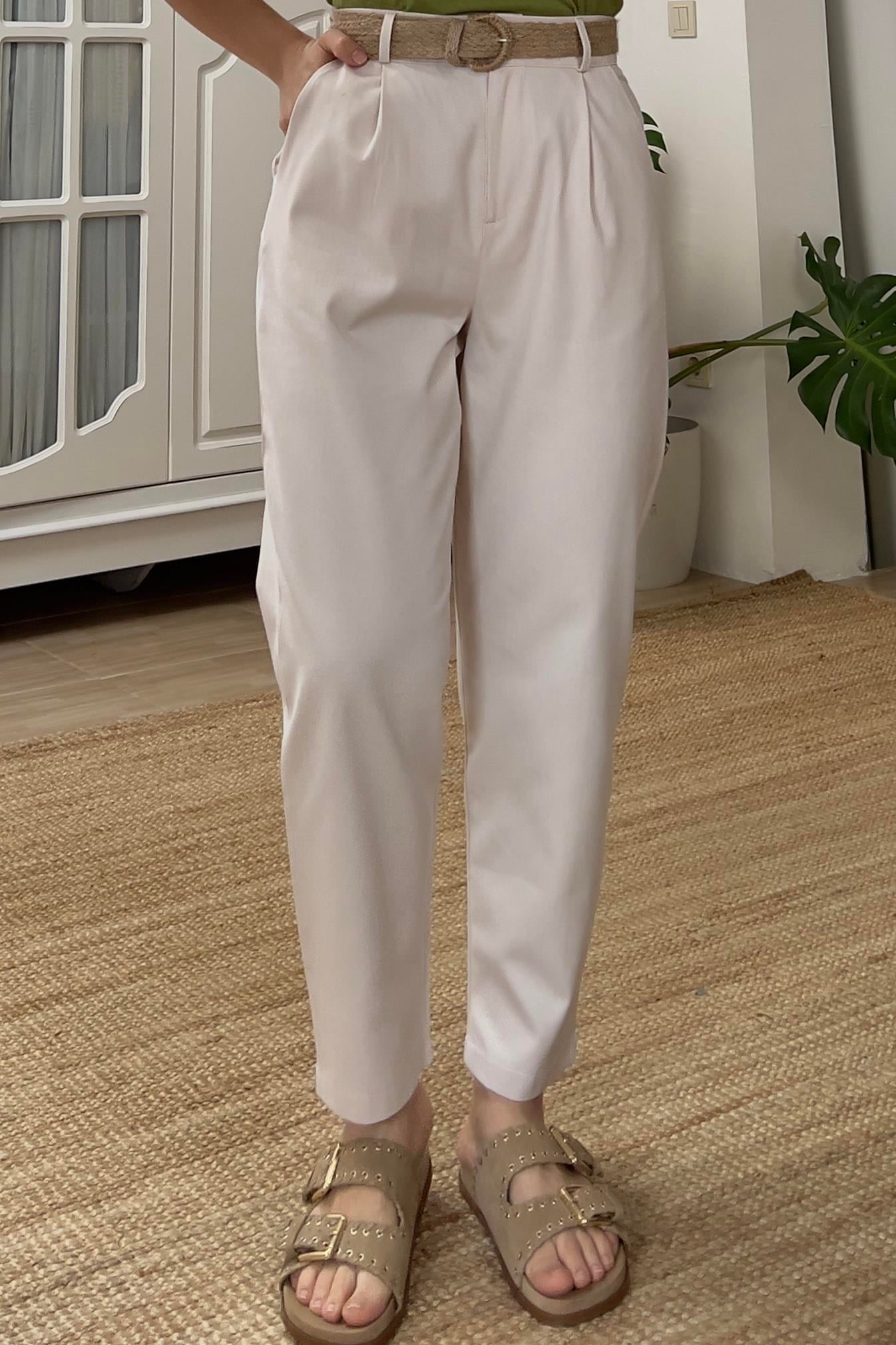 Taş Hasır Kemerli Havuç Kesim Pantolon uygun fiyatlarda www.butikhola.com adresinde