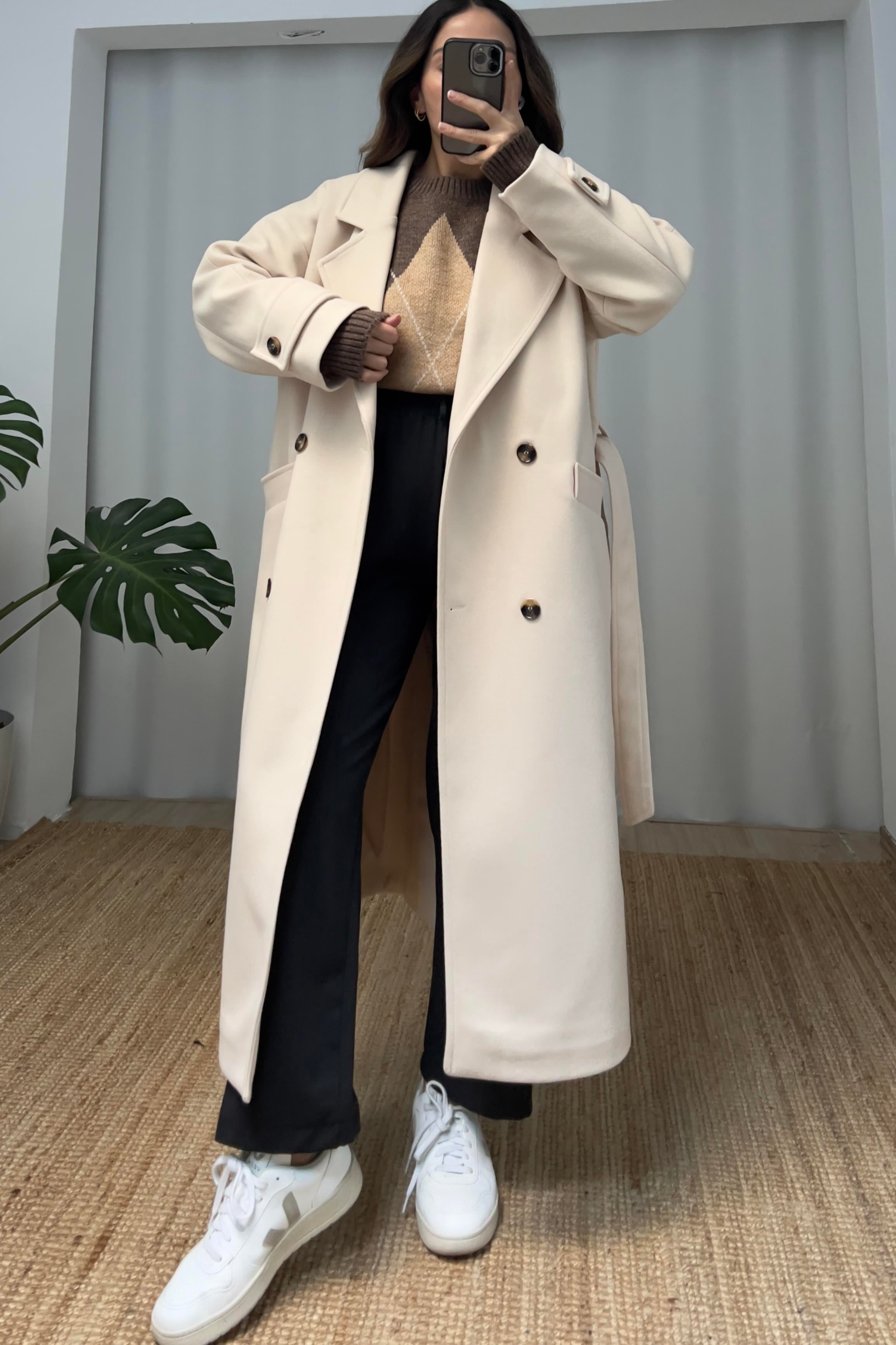 Taş Kuşaklı Premium Kaban uygun fiyatlarda www.butikhola.com adresinde