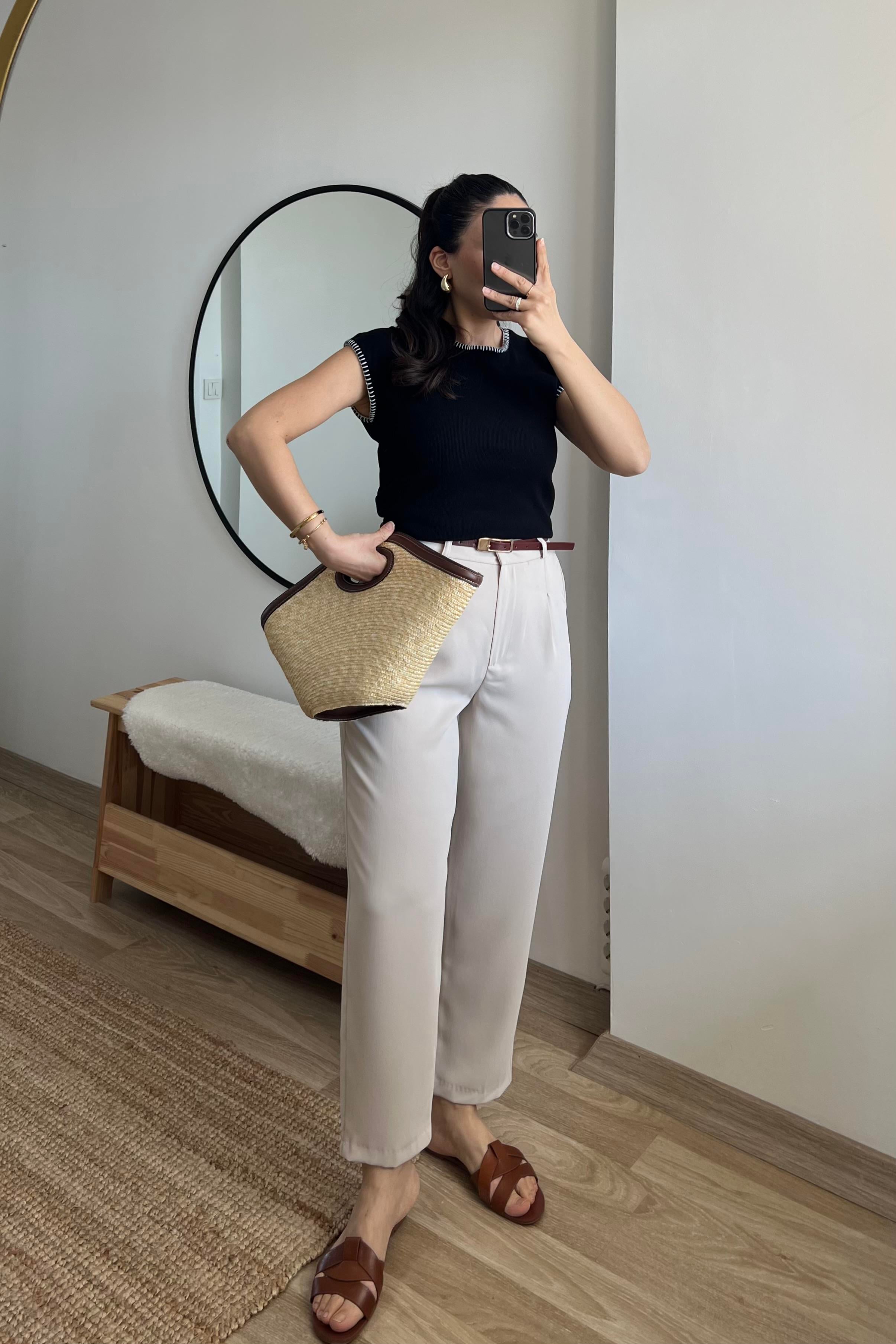 Taş Rengi Kemerli Havuç Pantolon uygun fiyatlarda www.butikhola.com adresinde
