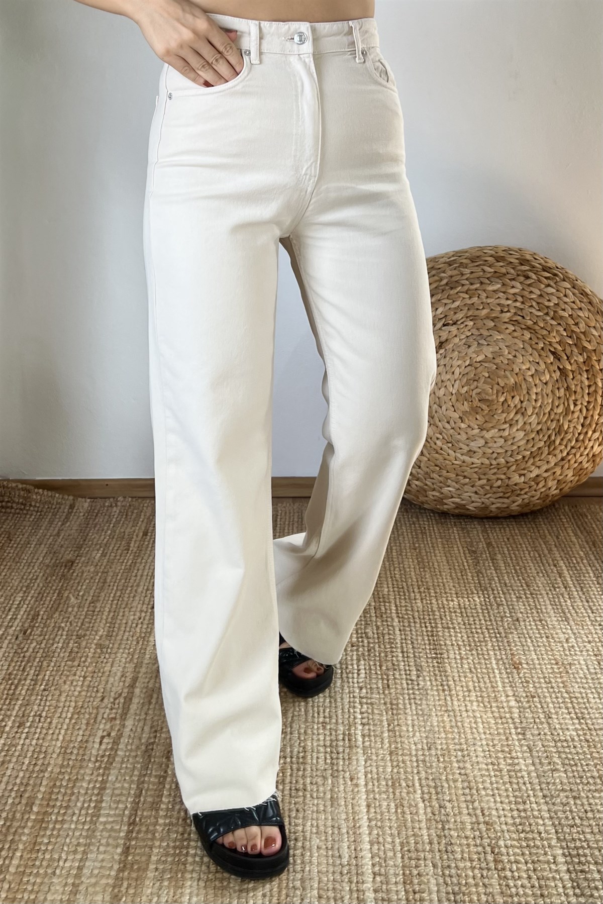 Taş Rengi Yüksek Bel Wide Leg Jean uygun fiyatlarda www.butikhola.com adresinde