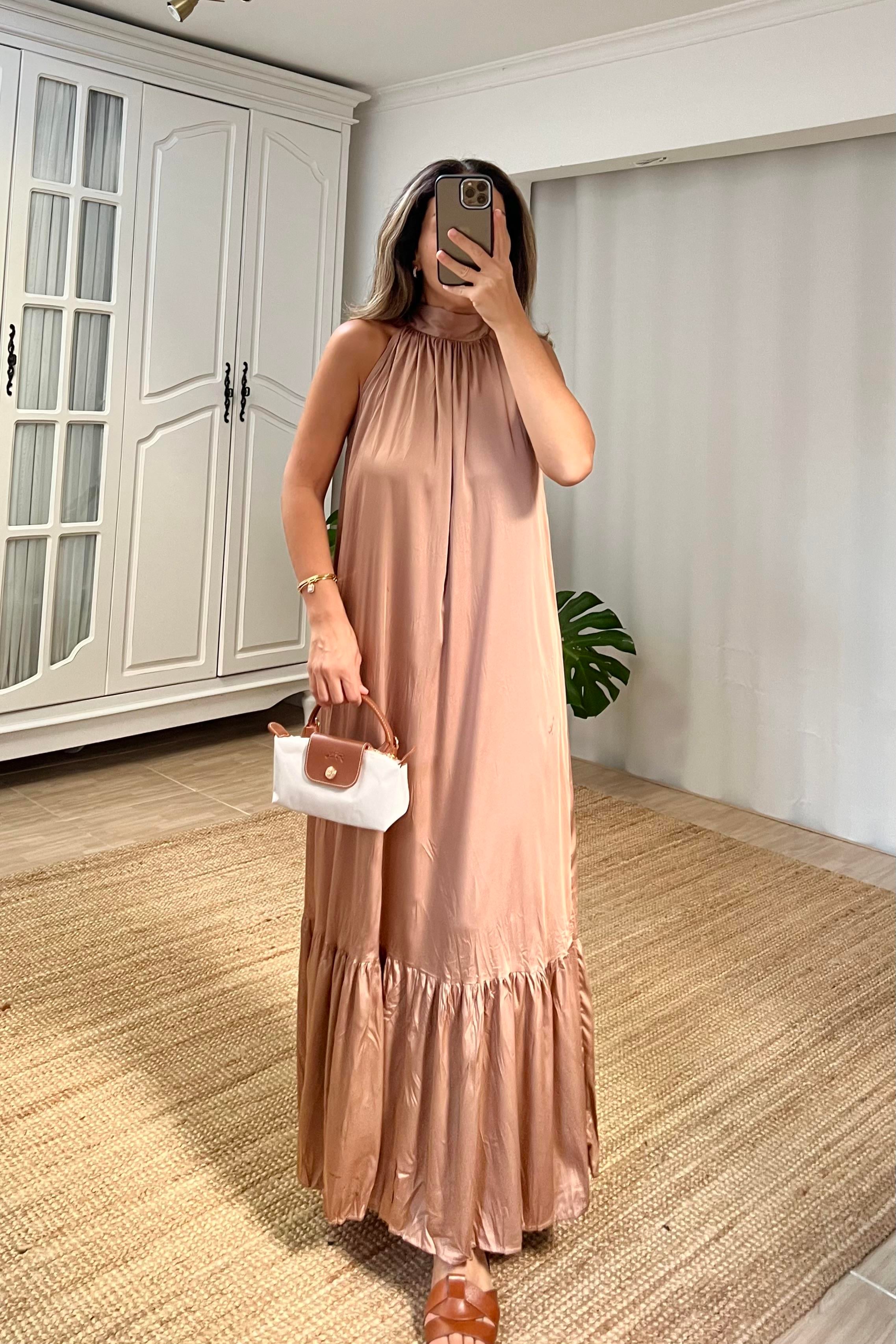 Vizon Boyundan Bağlamalı Uzun Saten Elbise uygun fiyatlarda www.butikhola.com adresinde