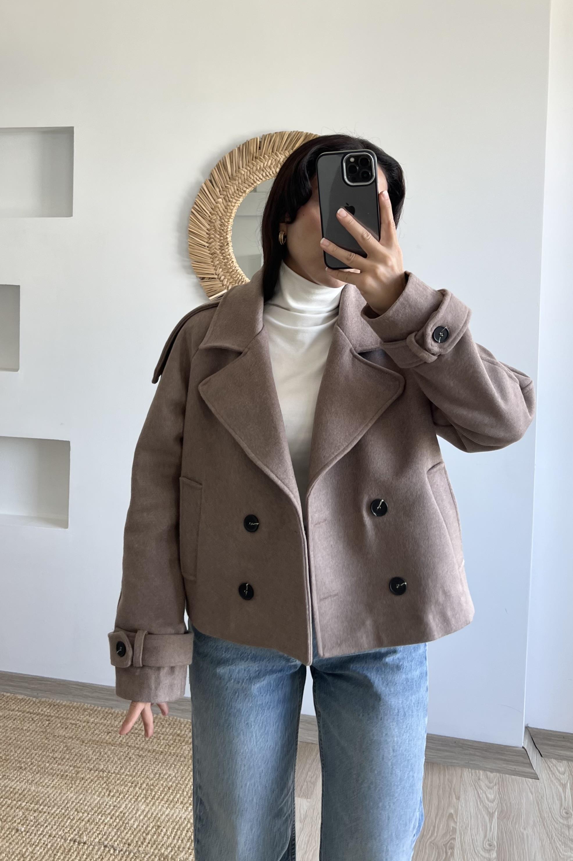 Vizon Kruvaze Kısa Kaşe Kaban uygun fiyatlarda www.butikhola.com adresinde