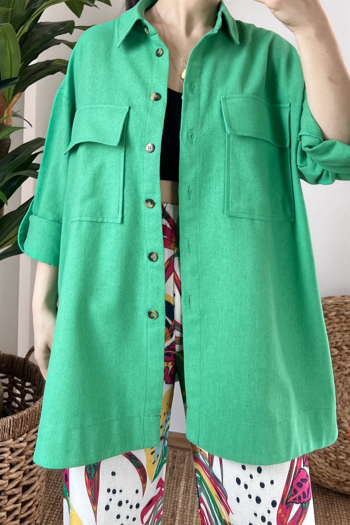Yeşil Cepli Oversize Keten Gömlek Ceket  uygun fiyatlarda www.butikhola.com adresinde