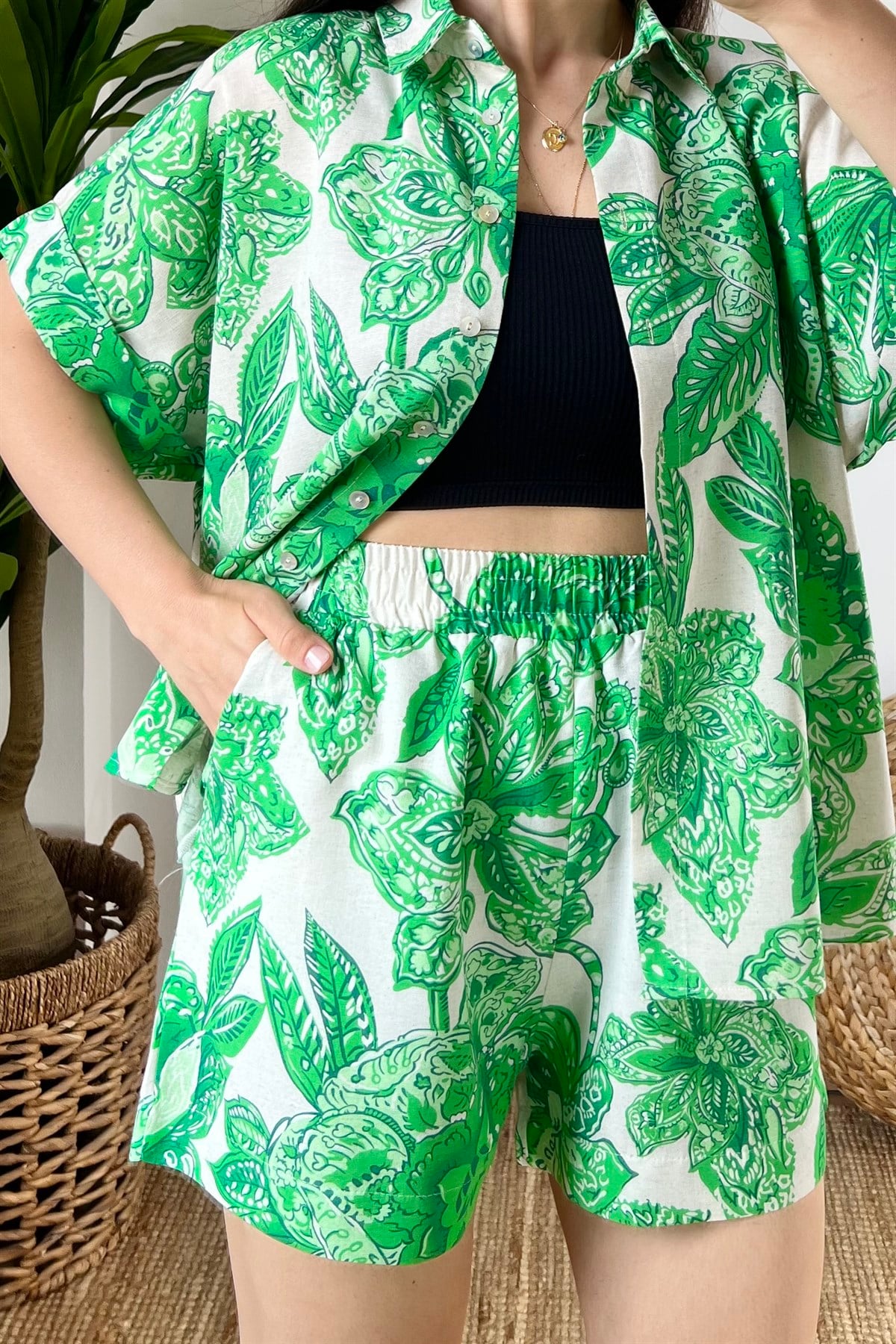 Yeşil Desenli Şort Gömlek Keten Takım uygun fiyatlarda www.butikhola.com adresinde