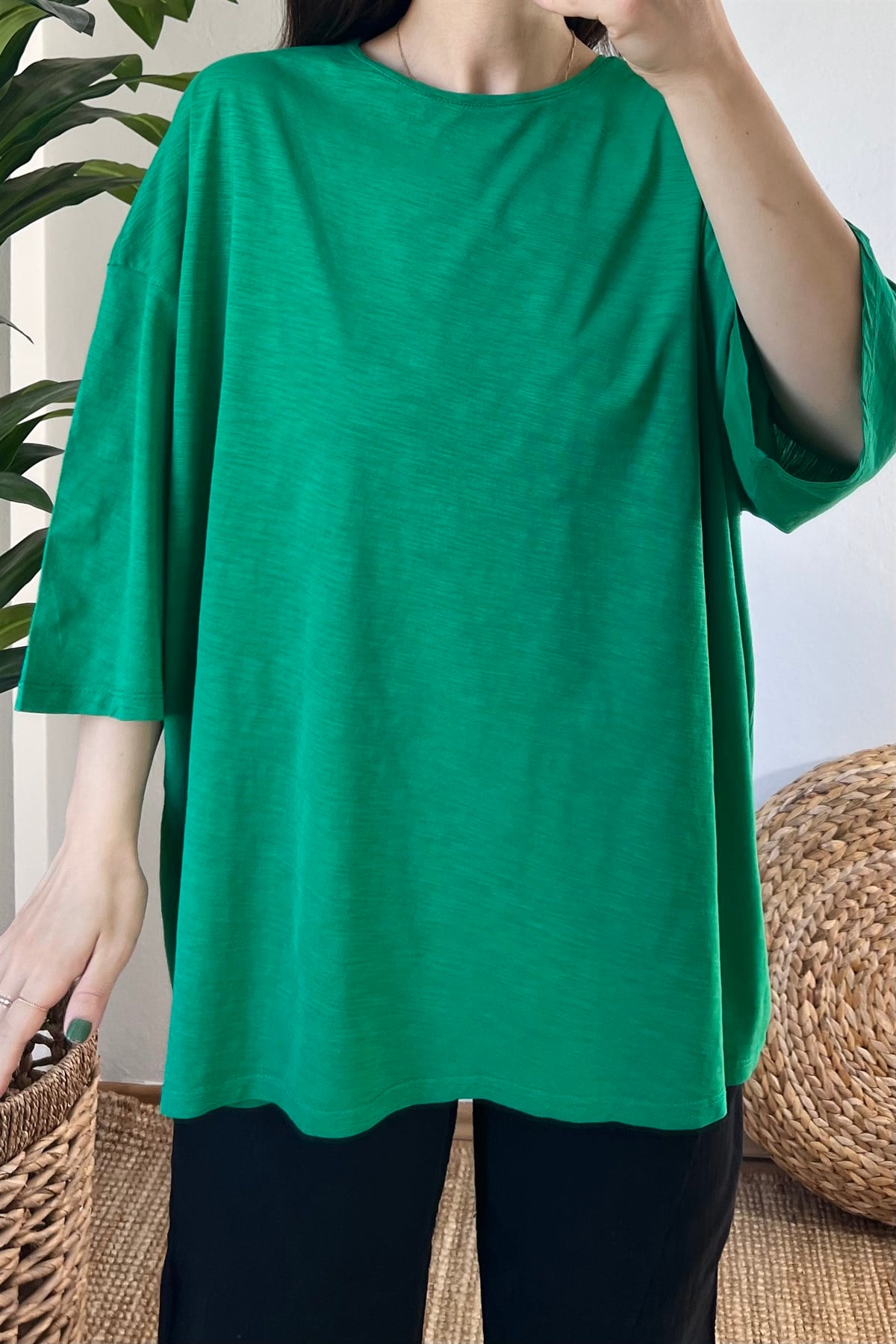 Yeşil Oversize Tshirt uygun fiyatlarda www.butikhola.com adresinde