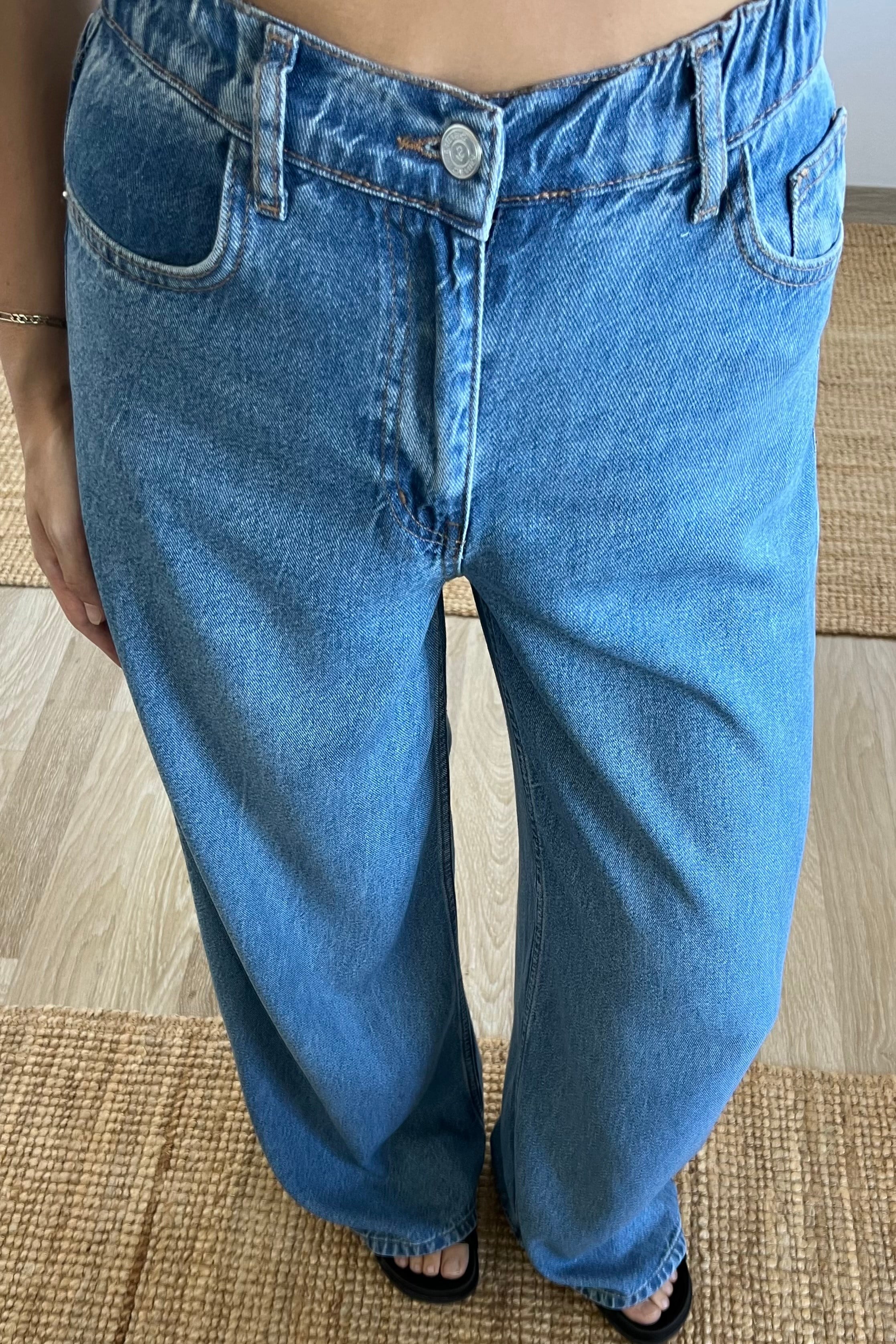 Yumuşak Dokulu Beli Lastikli Jean uygun fiyatlarda www.butikhola.com adresinde