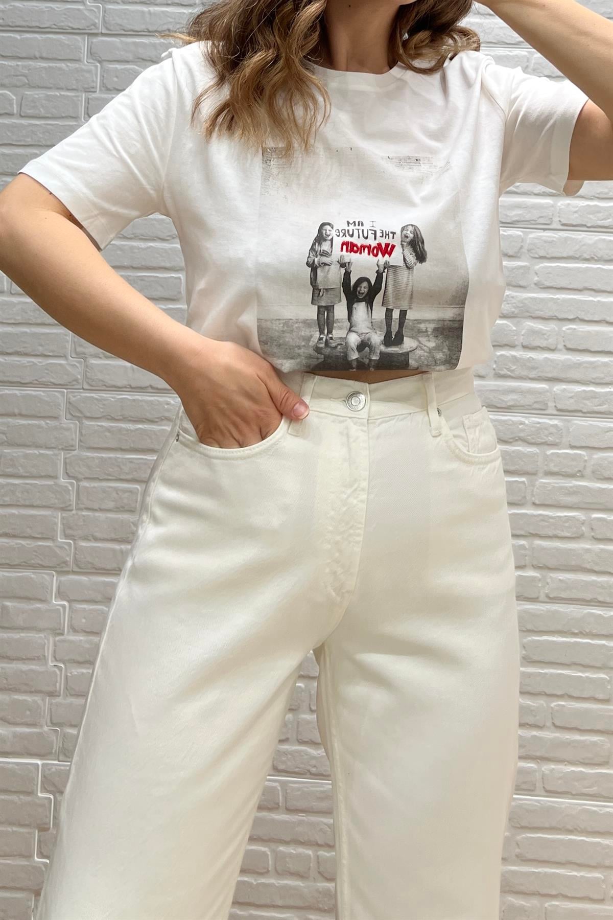 Zr Ekru Fotoğraf Baskılı Tshirt uygun fiyatlarda www.butikhola.com adresinde