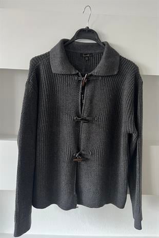 Antrasit Boynuz Düğmeli Merserize Hırka uygun fiyatlarda www.butikhola.com adresinde