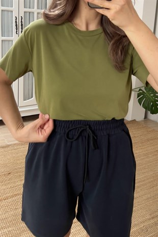 Siyah Oys Şehir Boy Modal Şort