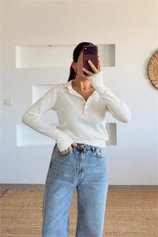 Ekru Yumuşak Dokulu Polo Yaka Kazak uygun fiyatlarda www.butikhola.com adresinde