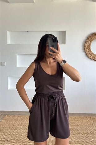 Kahverengi Modal Şortlu Takım uygun fiyatlarda www.butikhola.com adresinde