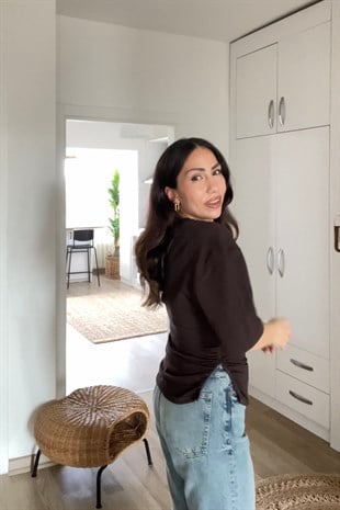Kahverengi Organik Pamuklu Fermuar Detaylı Büzgülü Tshirt uygun fiyatlarda www.butikhola.com adresinde