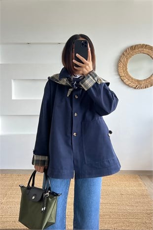 Lacivert Çıkarılabilir Fular Detaylı Tasarım Trençkot uygun fiyatlarda www.butikhola.com adresinde