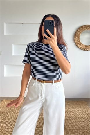Lacivert Çizgili Basic Tshirt uygun fiyatlarda www.butikhola.com adresinde