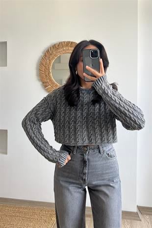 Orj Marka Gri Yıkamalı Saç Örgülü Crop Triko uygun fiyatlarda www.butikhola.com adresinde