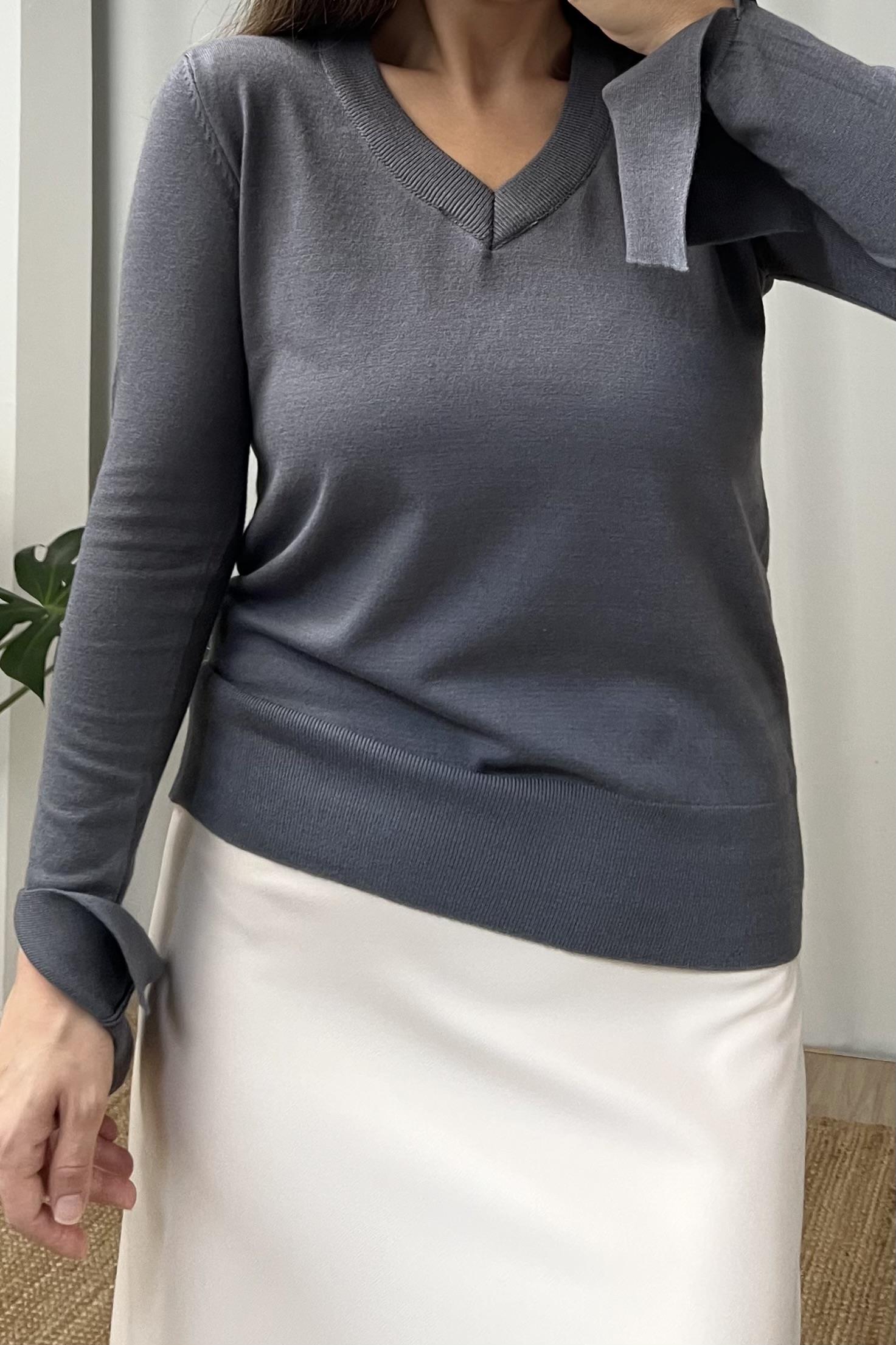 Antrasit Kolu Yırtmaçlı Yumuşak Dokulu Premium Kazak uygun fiyatlarda www.butikhola.com adresinde