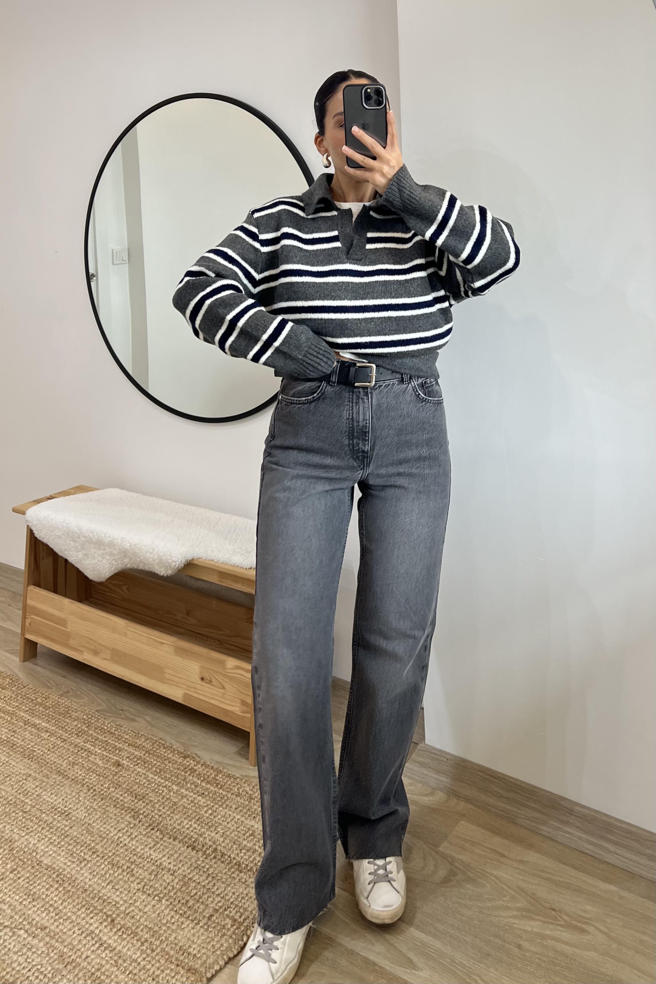 Gri Lacivert Çizgili Polo Yaka Kazak uygun fiyatlarda www.butikhola.com adresinde