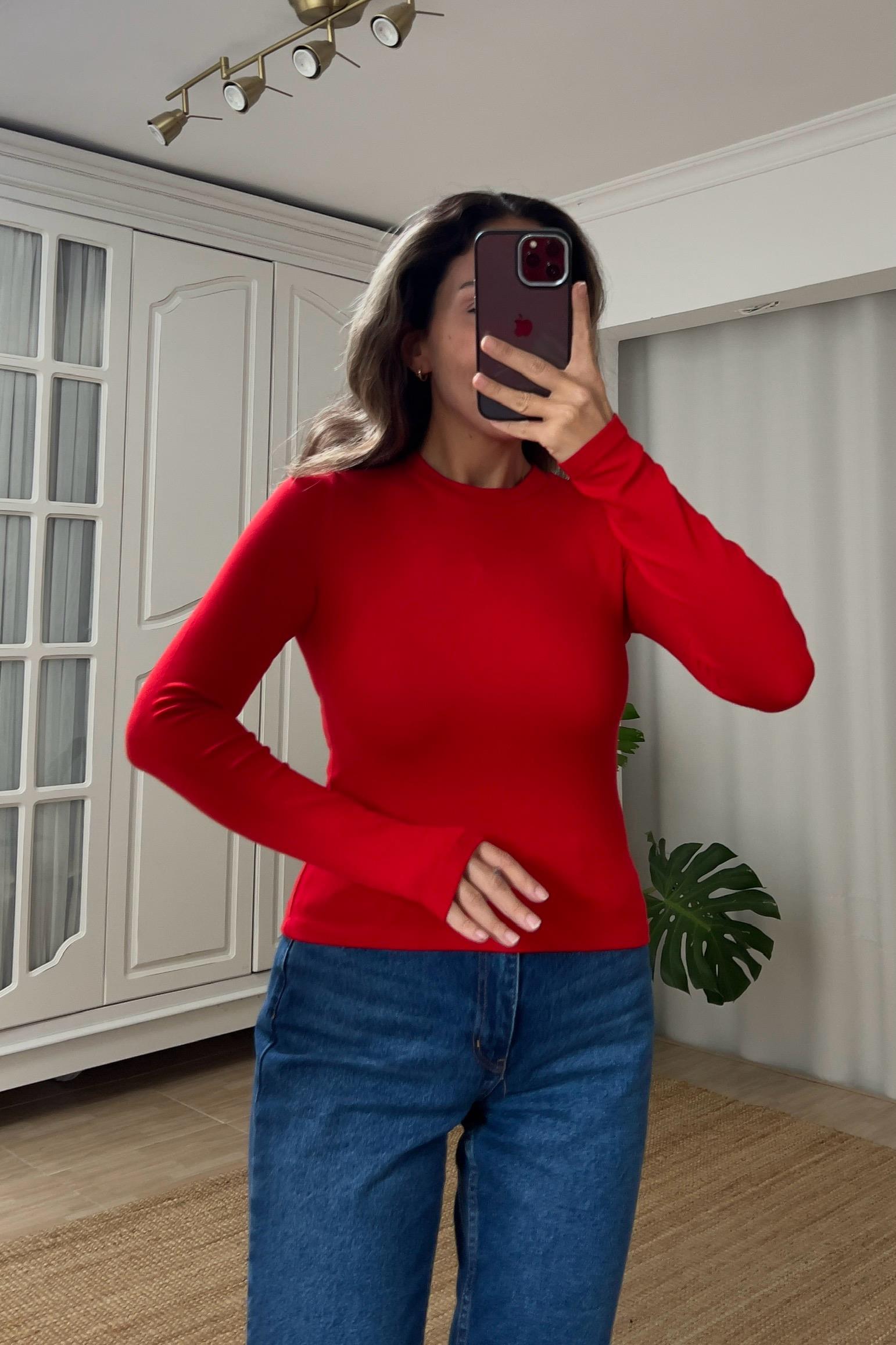 Kırmızı Yumuşak Dokulu Bluz  uygun fiyatlarda www.butikhola.com adresinde