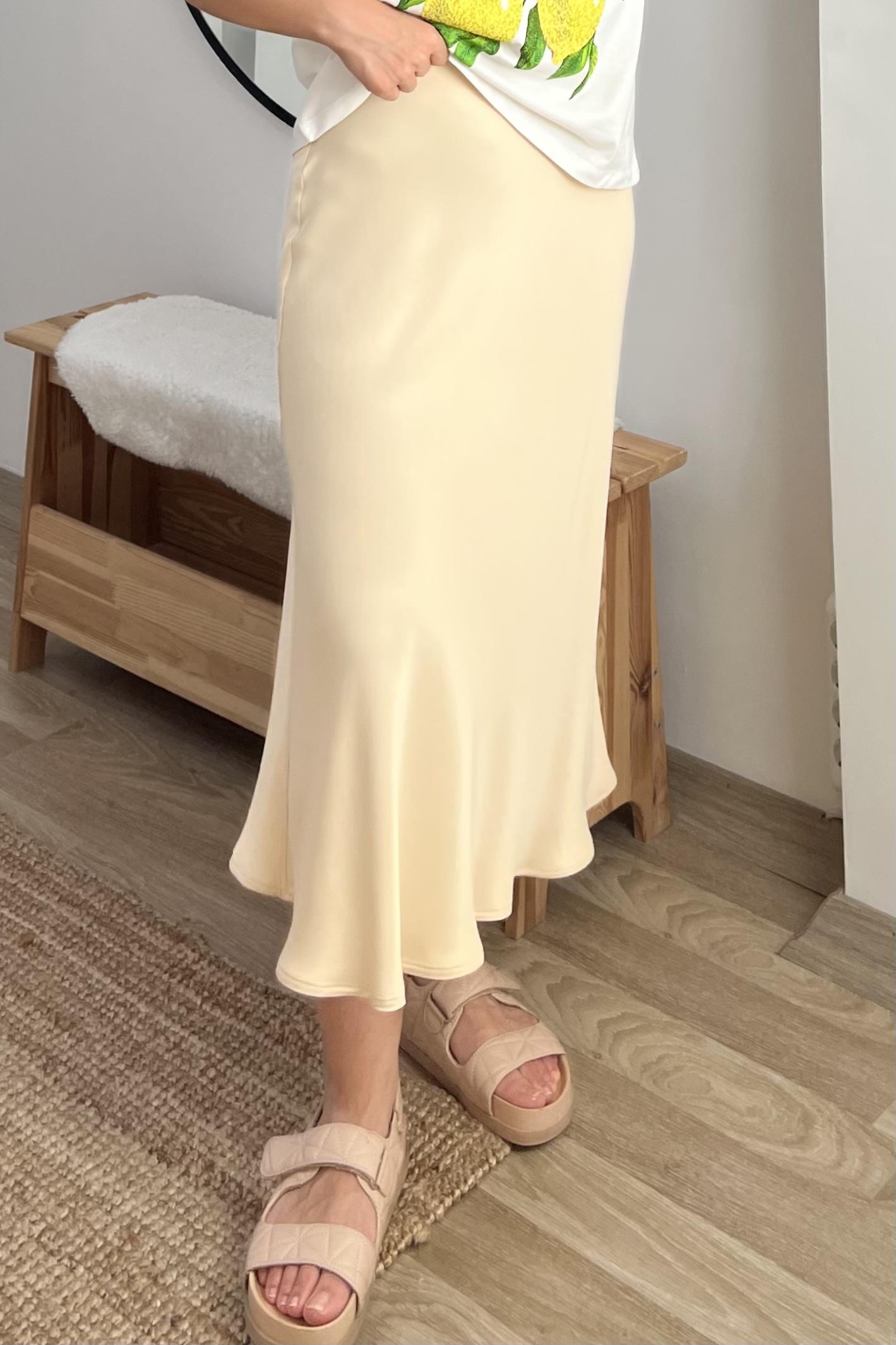 Sarı Beli Lastikli Saten Etek uygun fiyatlarda www.butikhola.com adresinde
